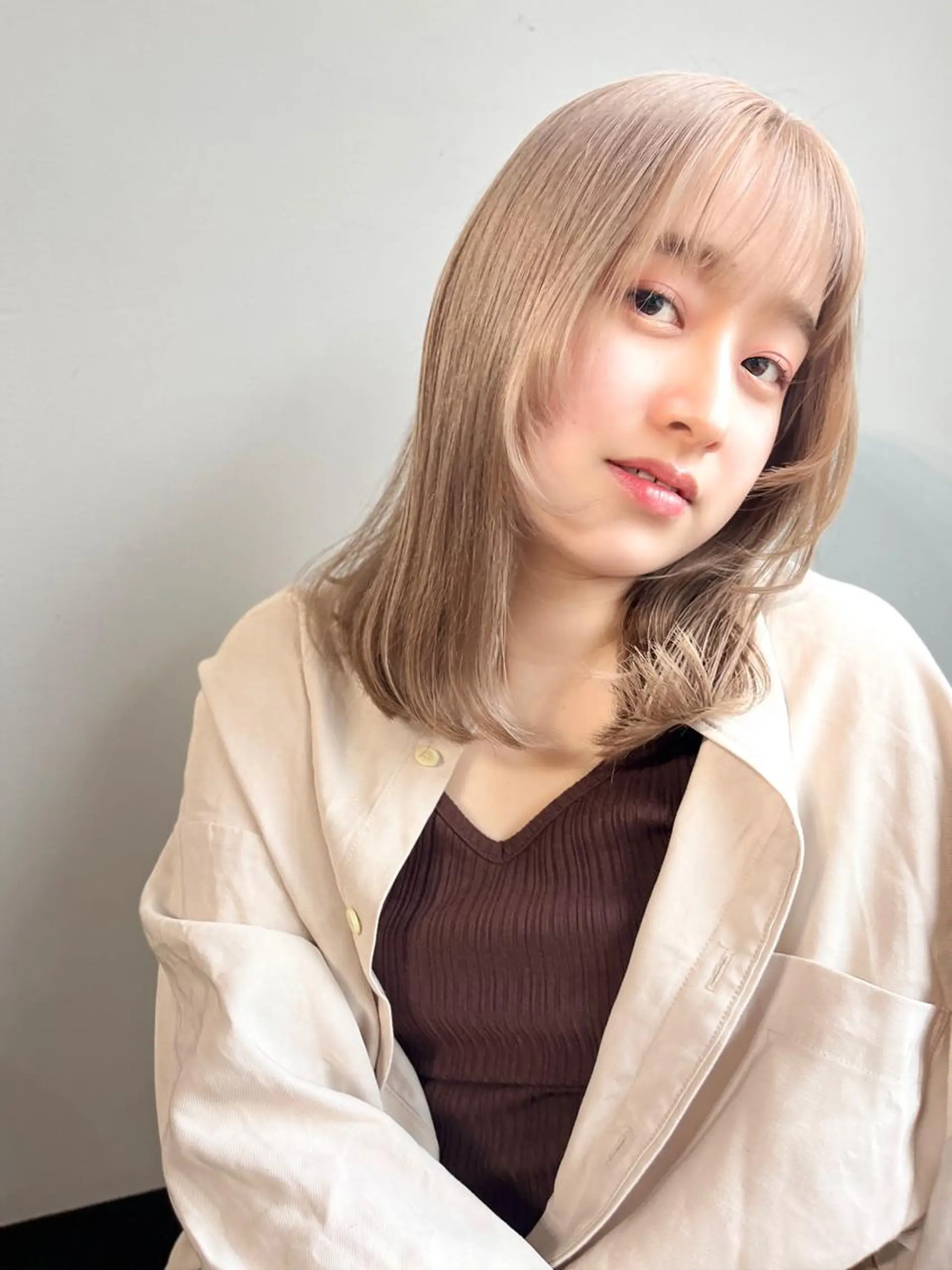 ミディアム カラー ミディアムパーマ バレイヤージュ ブリーチ ケアブリーチ ダブルカラー ☀️Luana☀️ 公式/大通のヘアスタイル