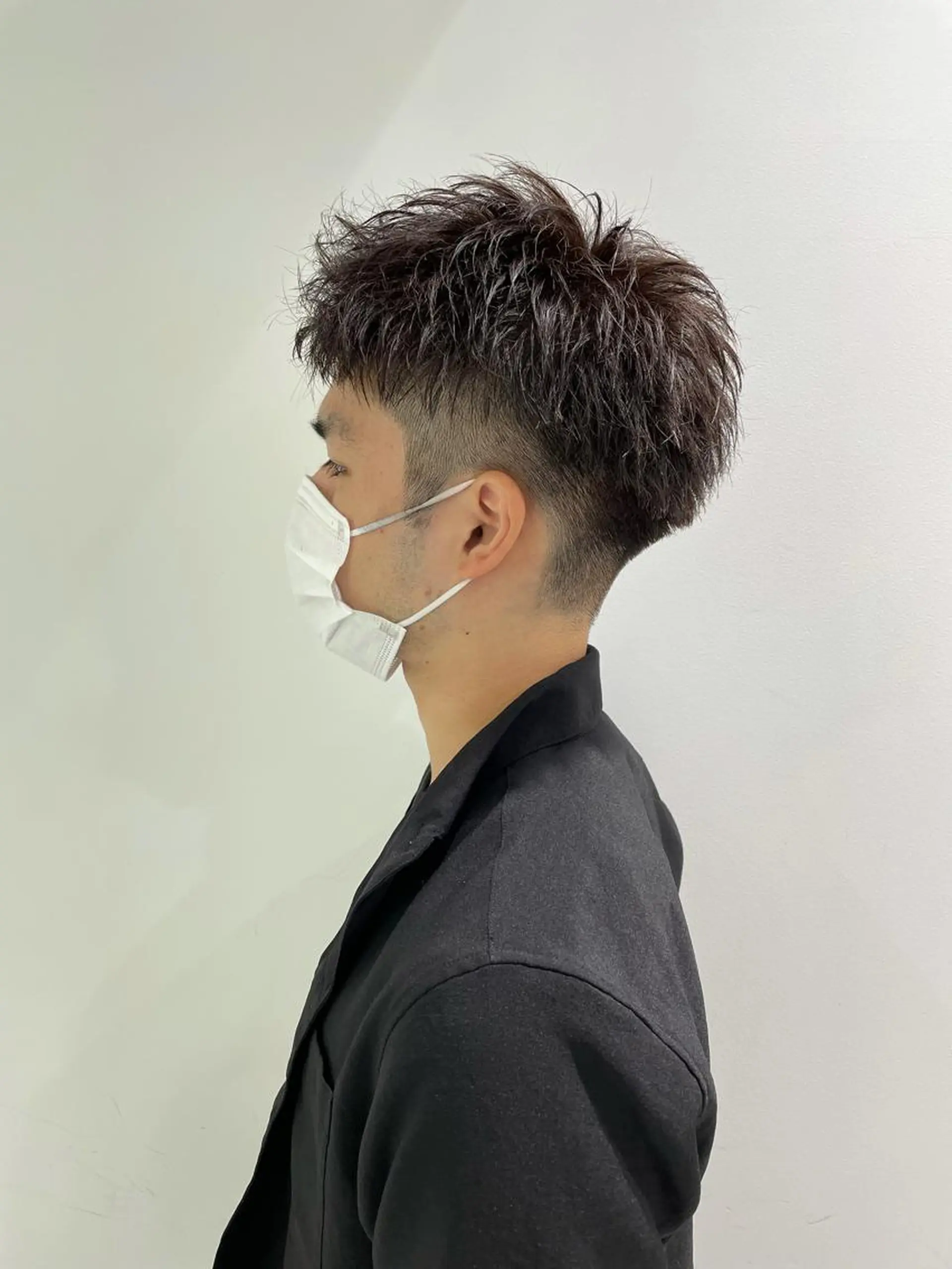 ショート カラー パーマ ヘアアレンジ メンズ キッズ ネイル マツエク・マツパ 束感まつ毛 カット トリートメント ヘッドスパ ヘアセット スパイキー/フェザー /波巻き/かいとのヘアスタイル