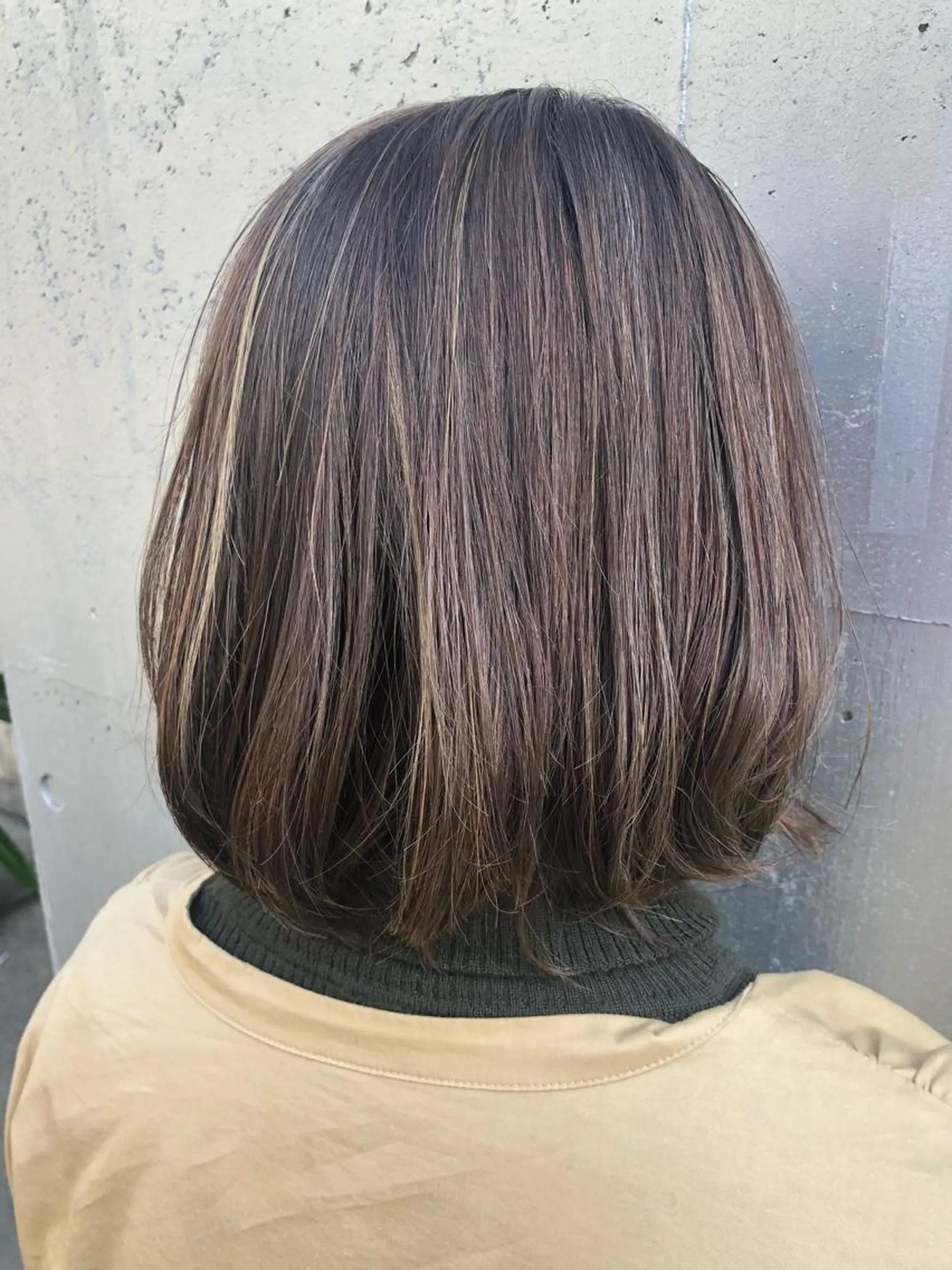 ミディアム カラー パーマ ヘアアレンジ ミニボブ/ブリーチ 🌈MISATOのヘアスタイル