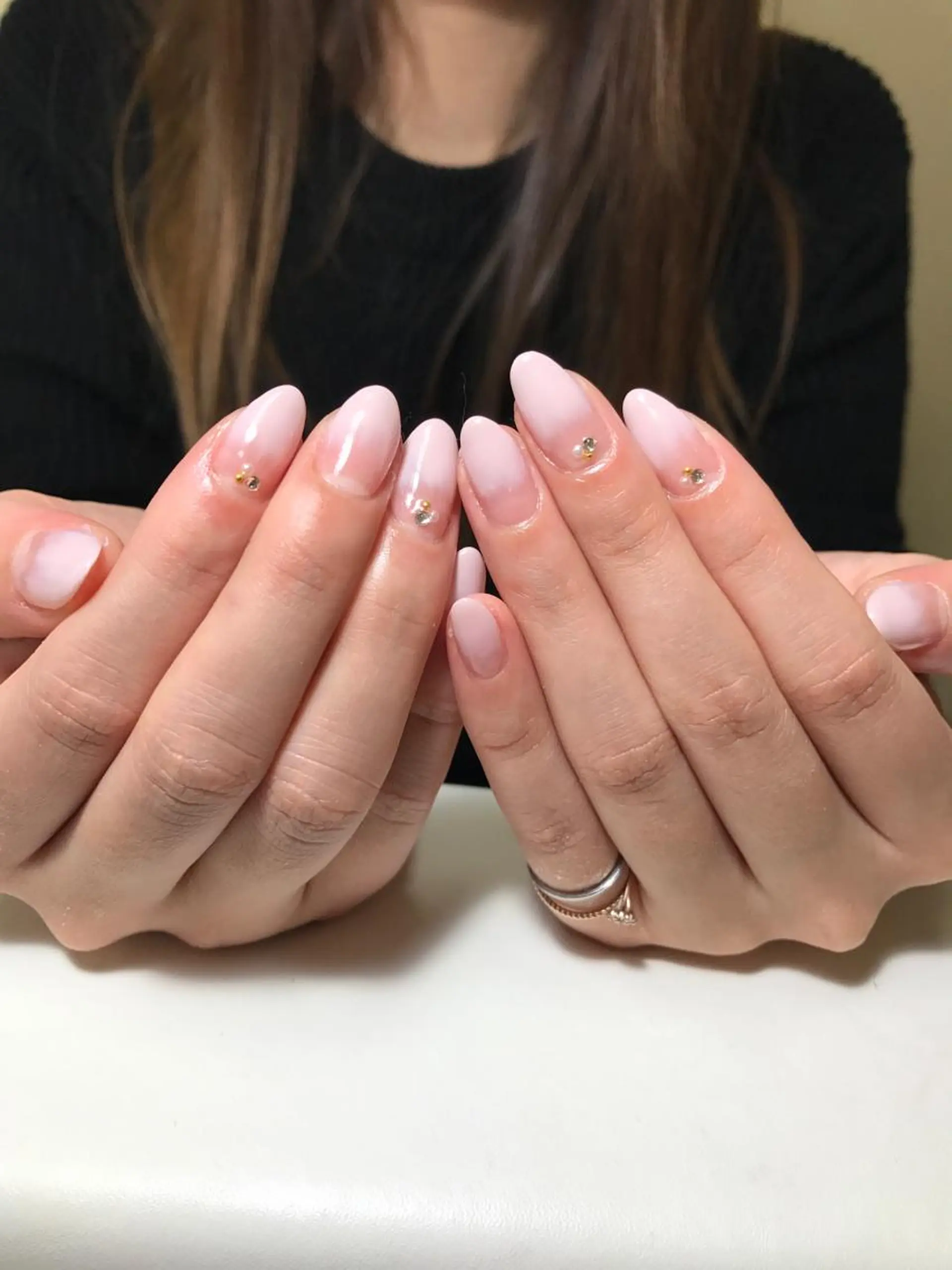 ネイル グラデーション ピンク 春ネイル RireOne ~リルワン~のネイルデザイン