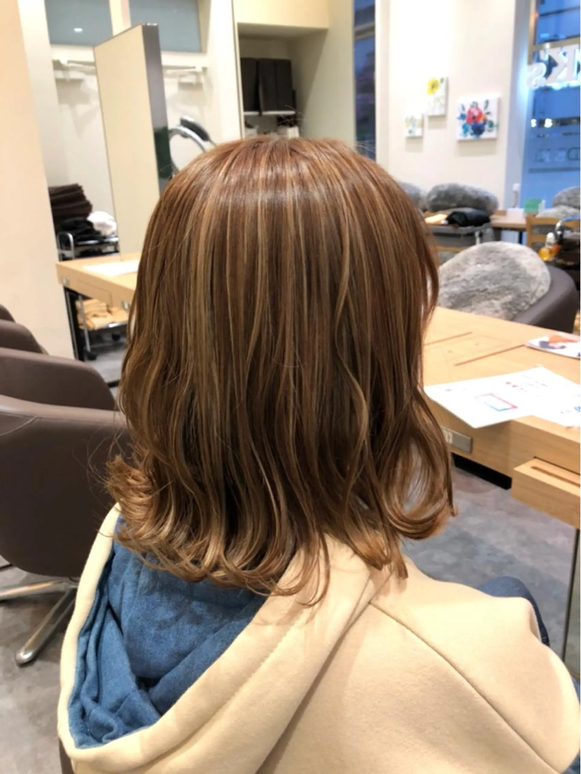 カラー ハイライトカラー ニスル 町田店所属・似合わせカットカラー 望月一生のヘアスタイル