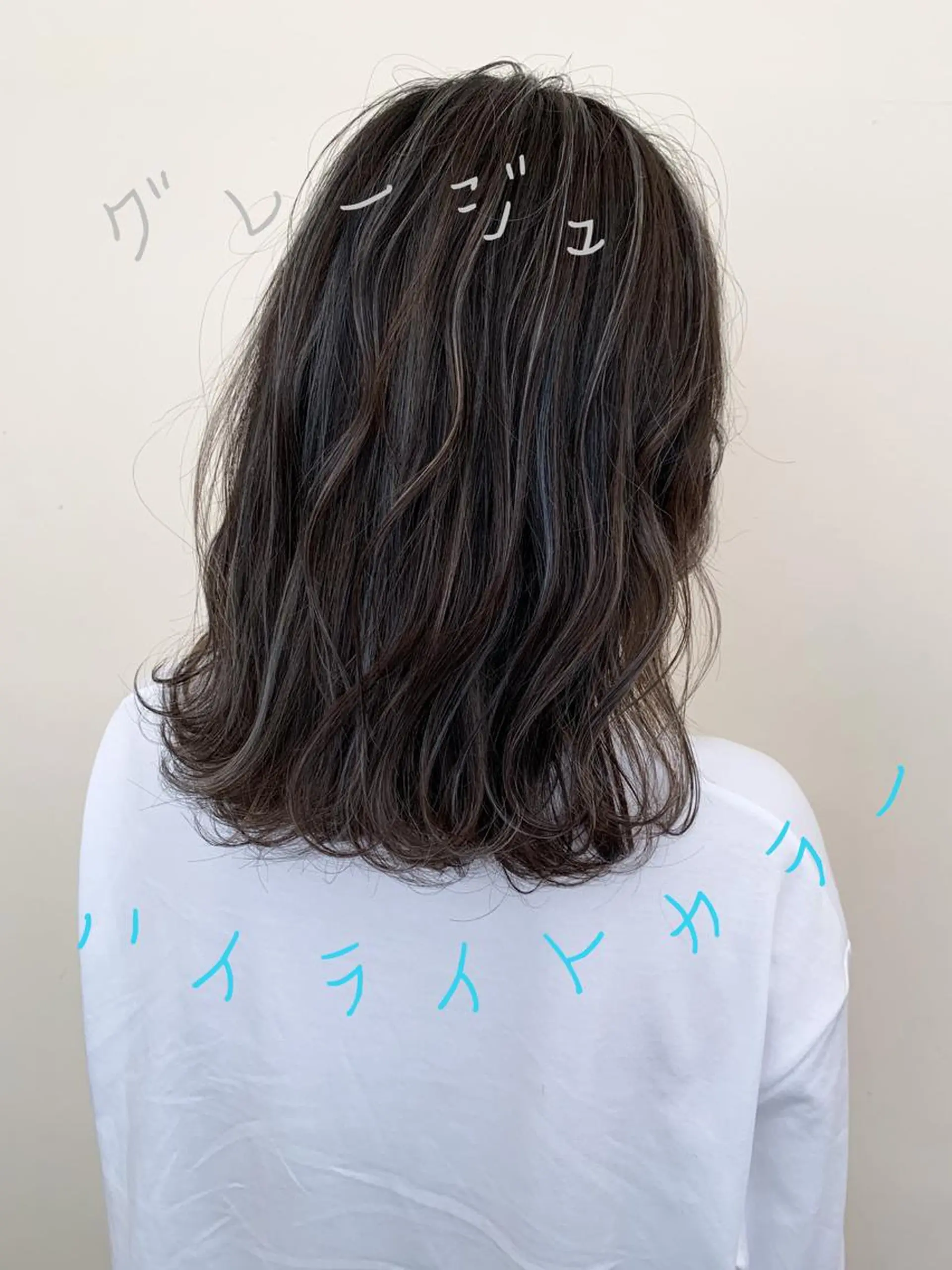 ミディアム カラー グレージュ ハイライトカラー ハイライト カット ヘアカラー トリートメント Beach 代表 KENTAのヘアスタイル