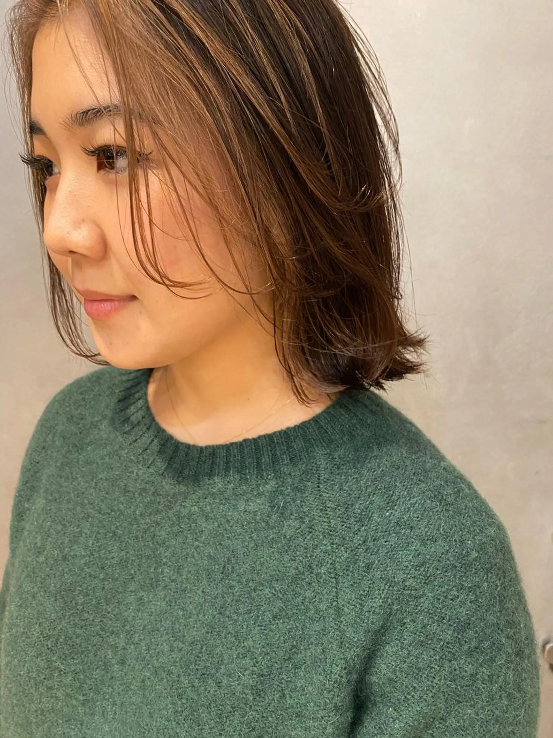 ミディアム カラー ハイトーン/ ボブ 中村麟のヘアスタイル