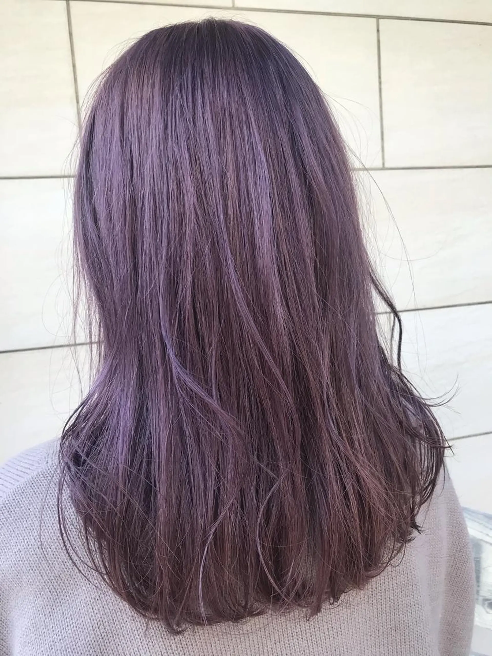 ロング カラー 透明感カラー パープルカラー 有馬ミク🌈 似合わせ美容師のヘアスタイル