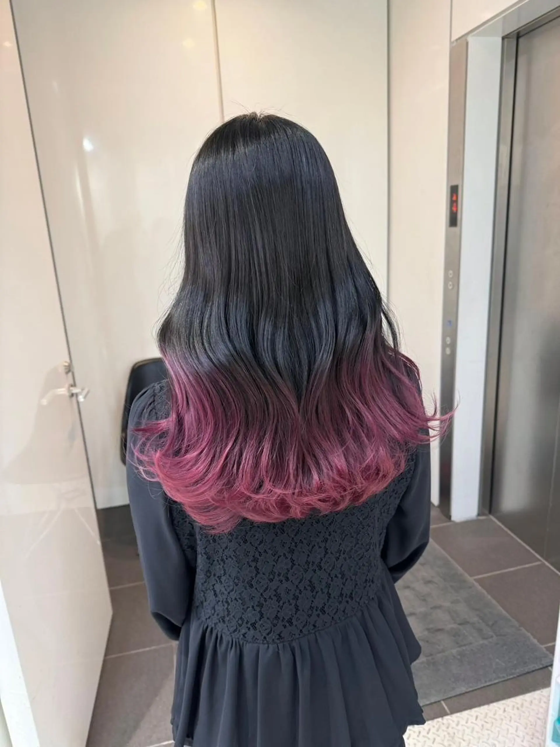 ロング くびれヘア ウルフカット ヘアカラー トリートメント 【公式】amble luxe 中野のヘアスタイル