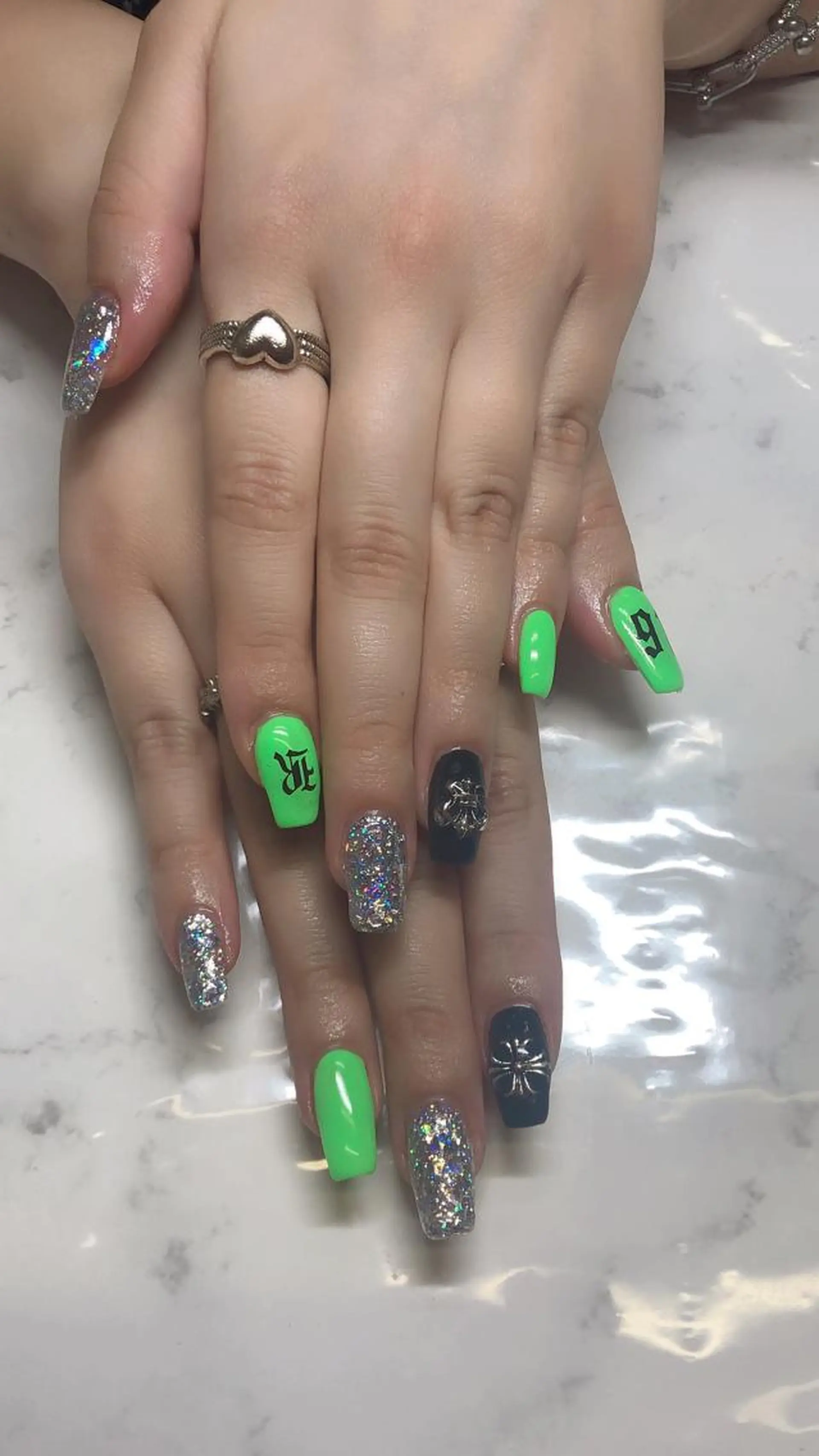 ネイル ✨アン ミユ✨のネイルデザイン