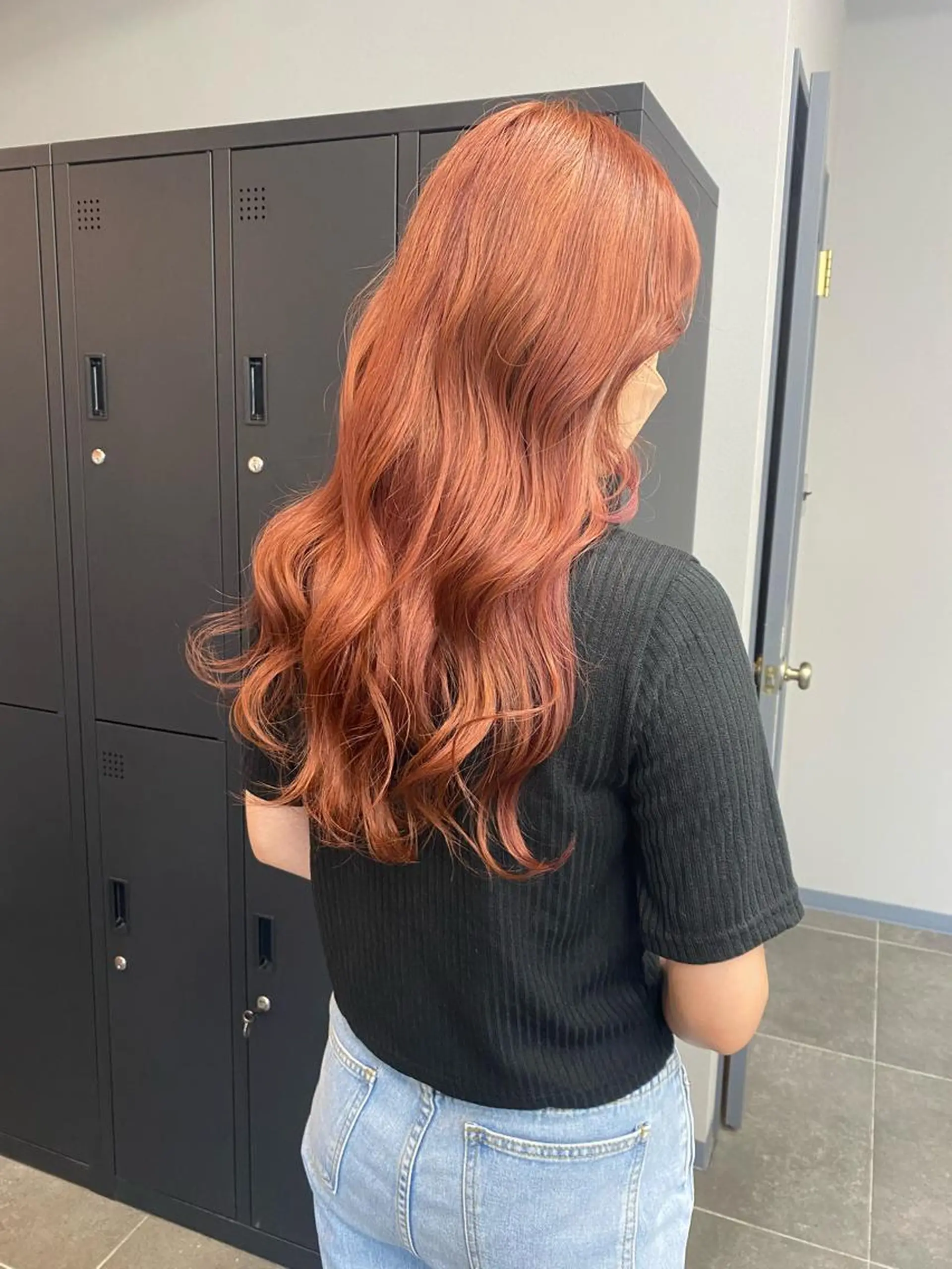 ロング maco 艶感ハイトーン🦋のヘアスタイル