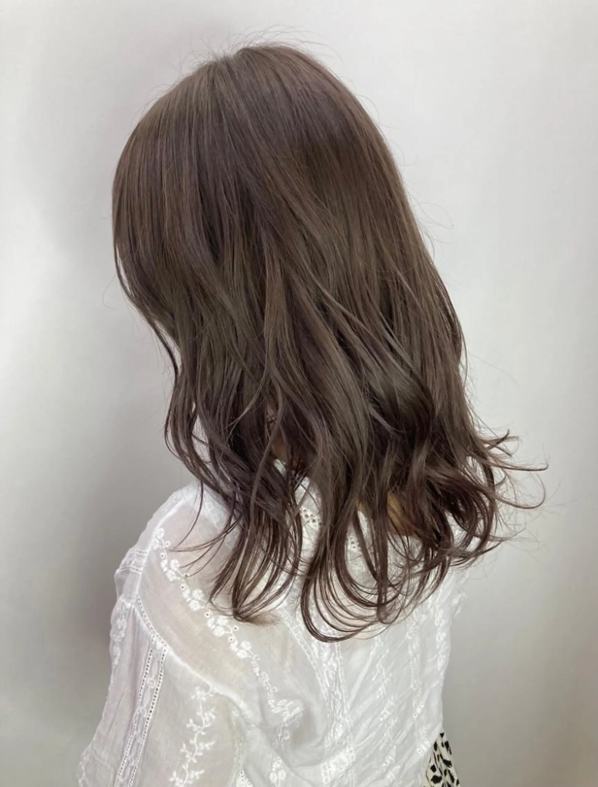 セミロング 💕ショート大募集✨ レディースカット❤️のヘアスタイル