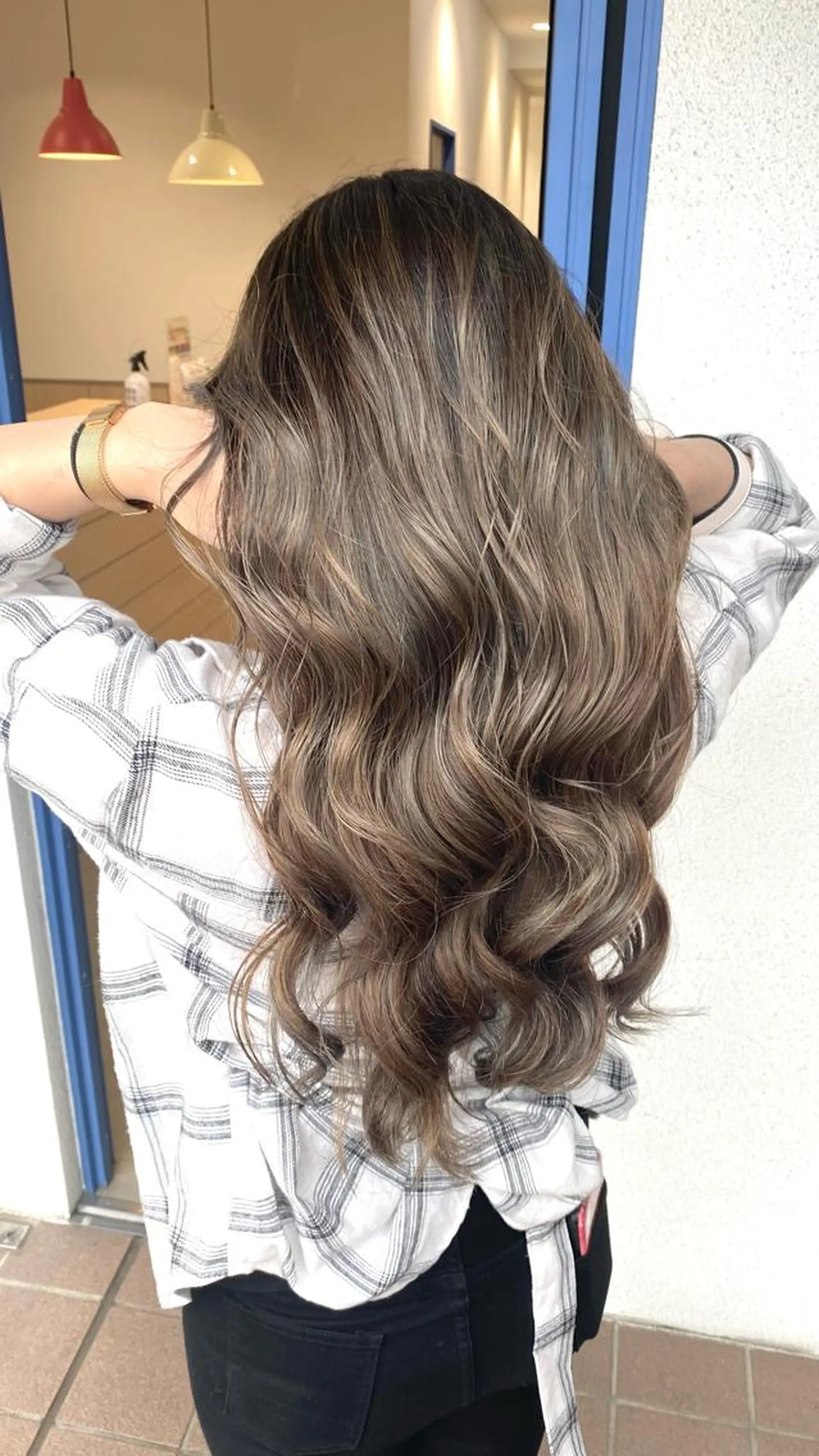 ロング カラー マツエク・マツパ バレイヤージュ ブリーチ ハイライトカラー ハイトーンカラー ブリーチなしカラー カット ヘアカラー bal ミナのその他イメージ