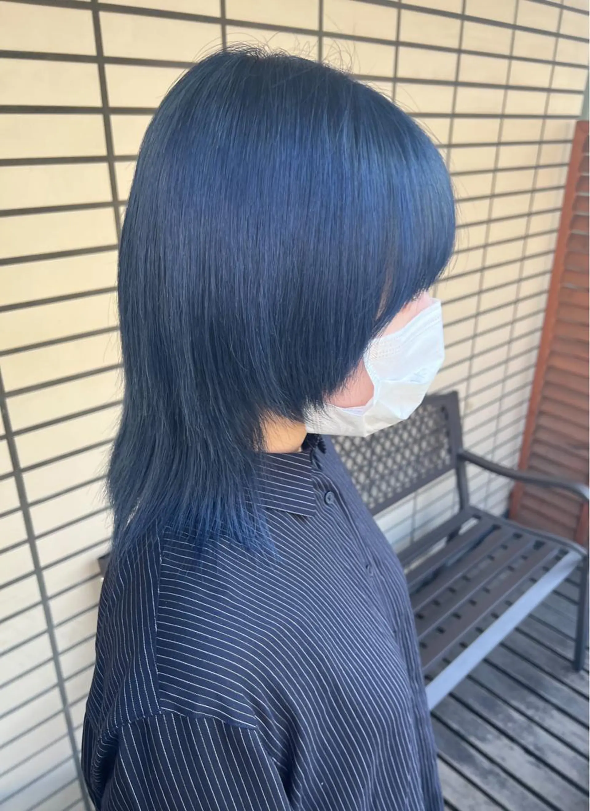 セミロング カラー ブルーカラー ネイビーカラー ウルフカット カット ヘアカラー salonF 🔸hamaのマツエク・マツパデザイン