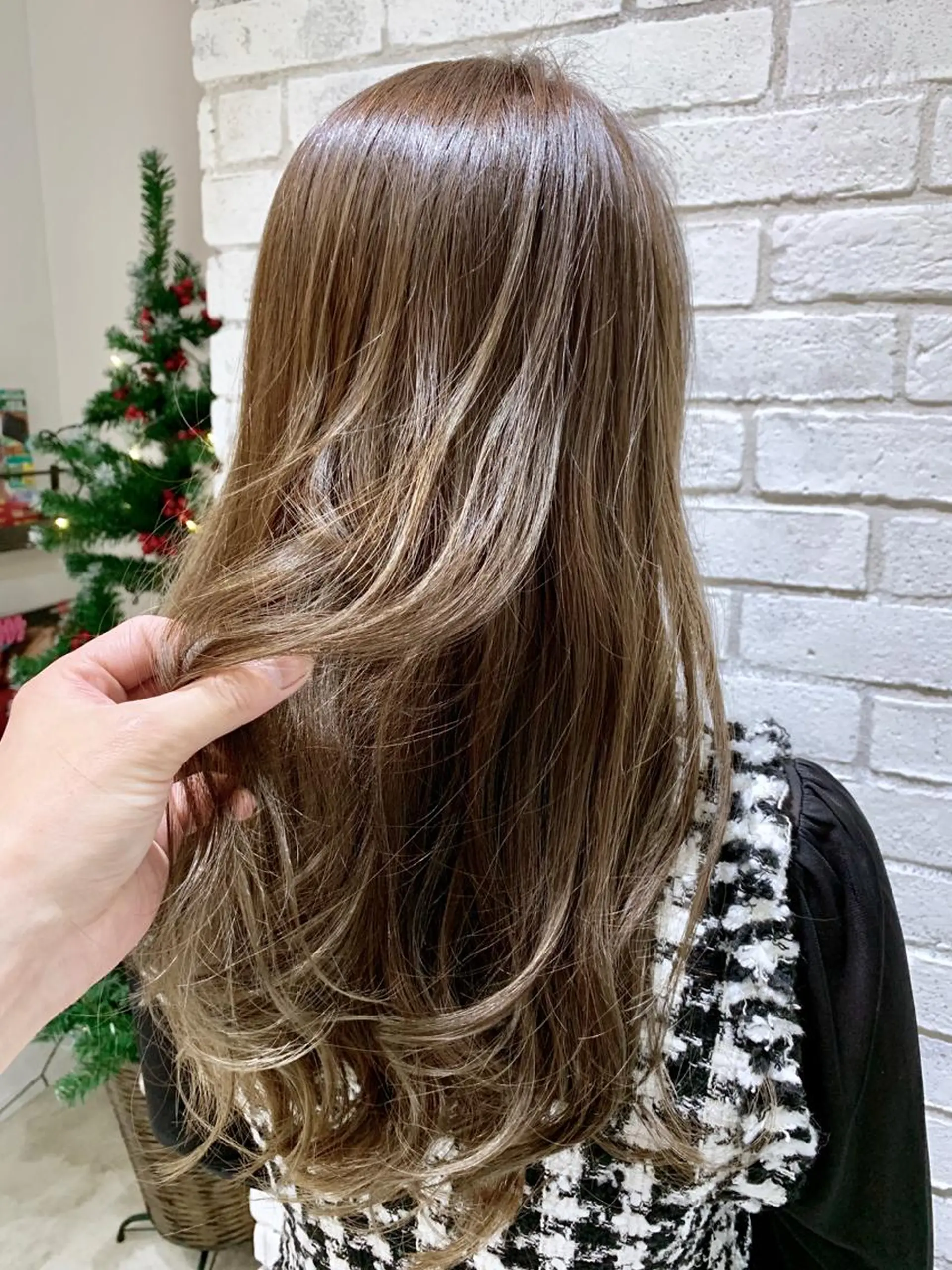 ロング カラー ヘアカラー トリートメント タワラ　ソウタ Directorのヘアスタイル