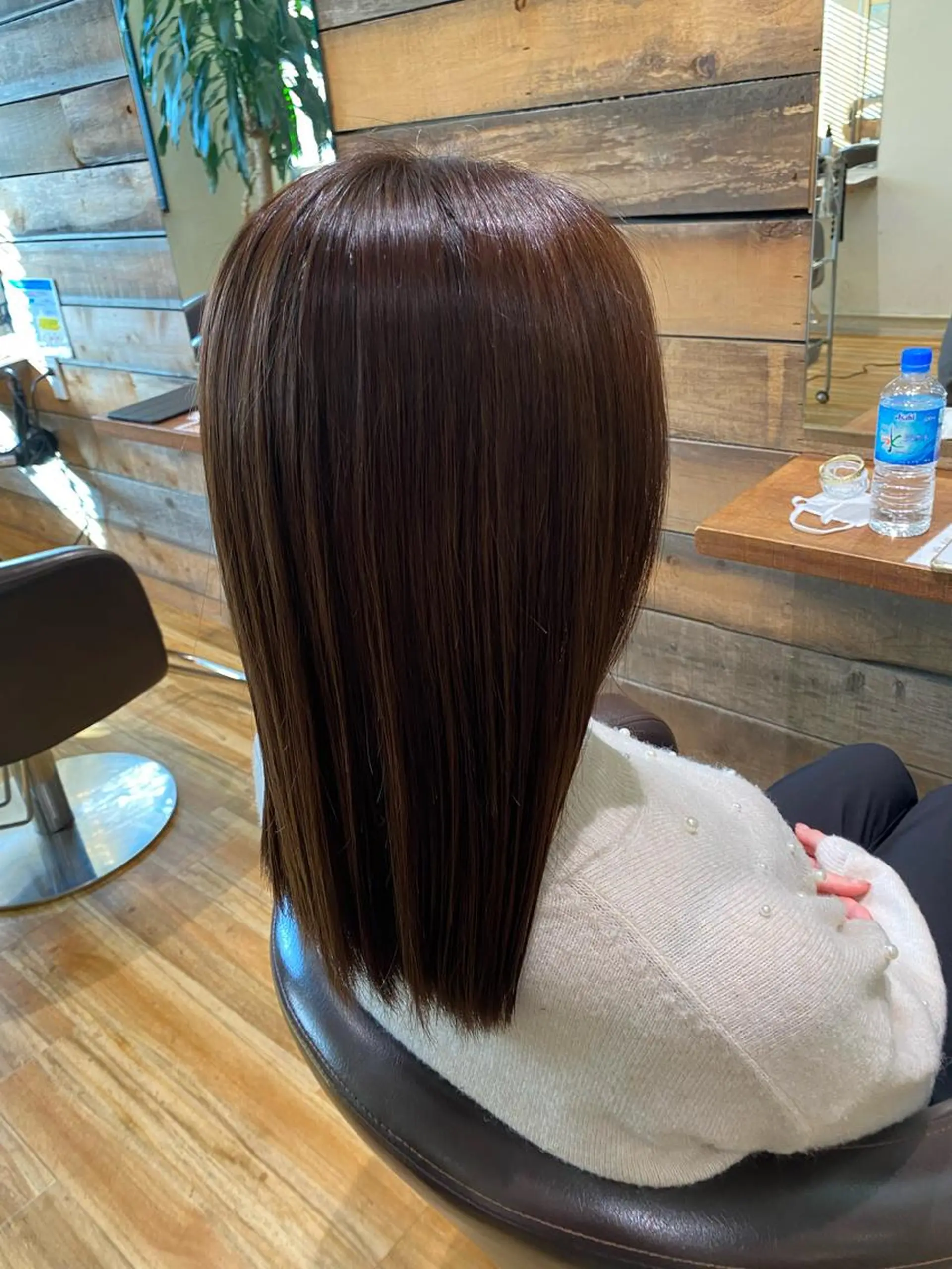 ミディアム カット 縮毛矯正 トリートメント 三戸 修平のヘアスタイル