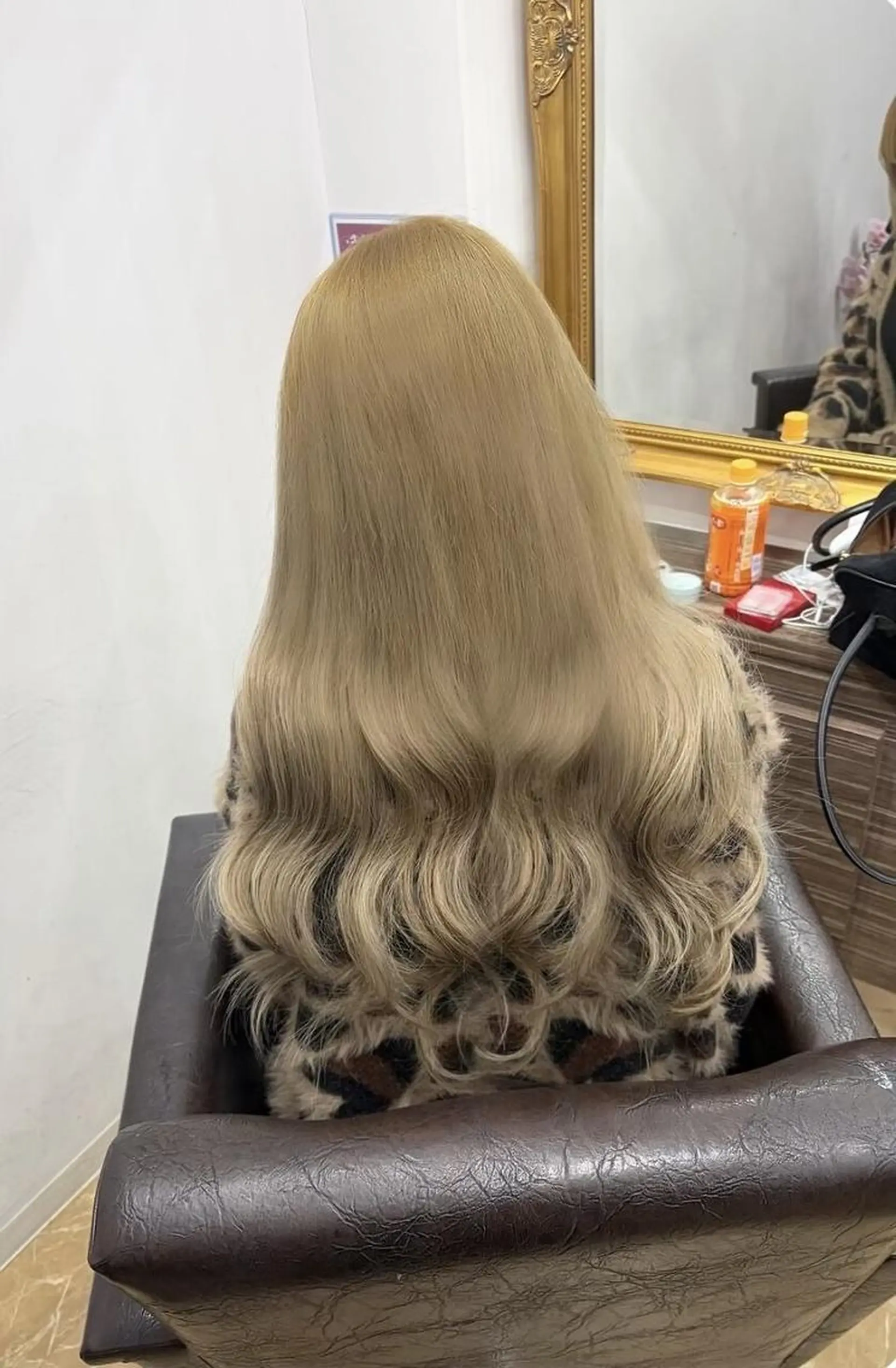 ロング カラー ヘアアレンジ シールエクステ ブリーチ ダブルカラー エクステ 韓国風ヘア LIP 大阪本店 エクステ 堀谷和孝のヘアスタイル