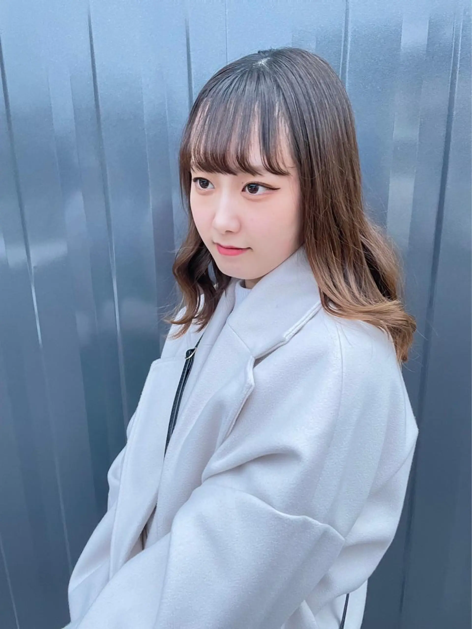 ミディアム カラー 透明感/ハイトーン ／レッドカラー🍓のヘアスタイル