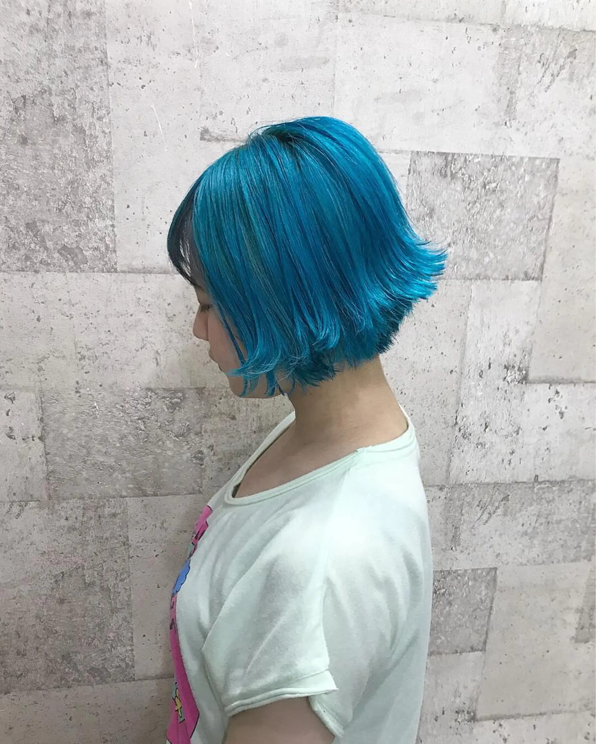 ショート カラー ブリーチ ブルーカラー インナーカラー/天神 ブリーチ/吉田のヘアスタイル