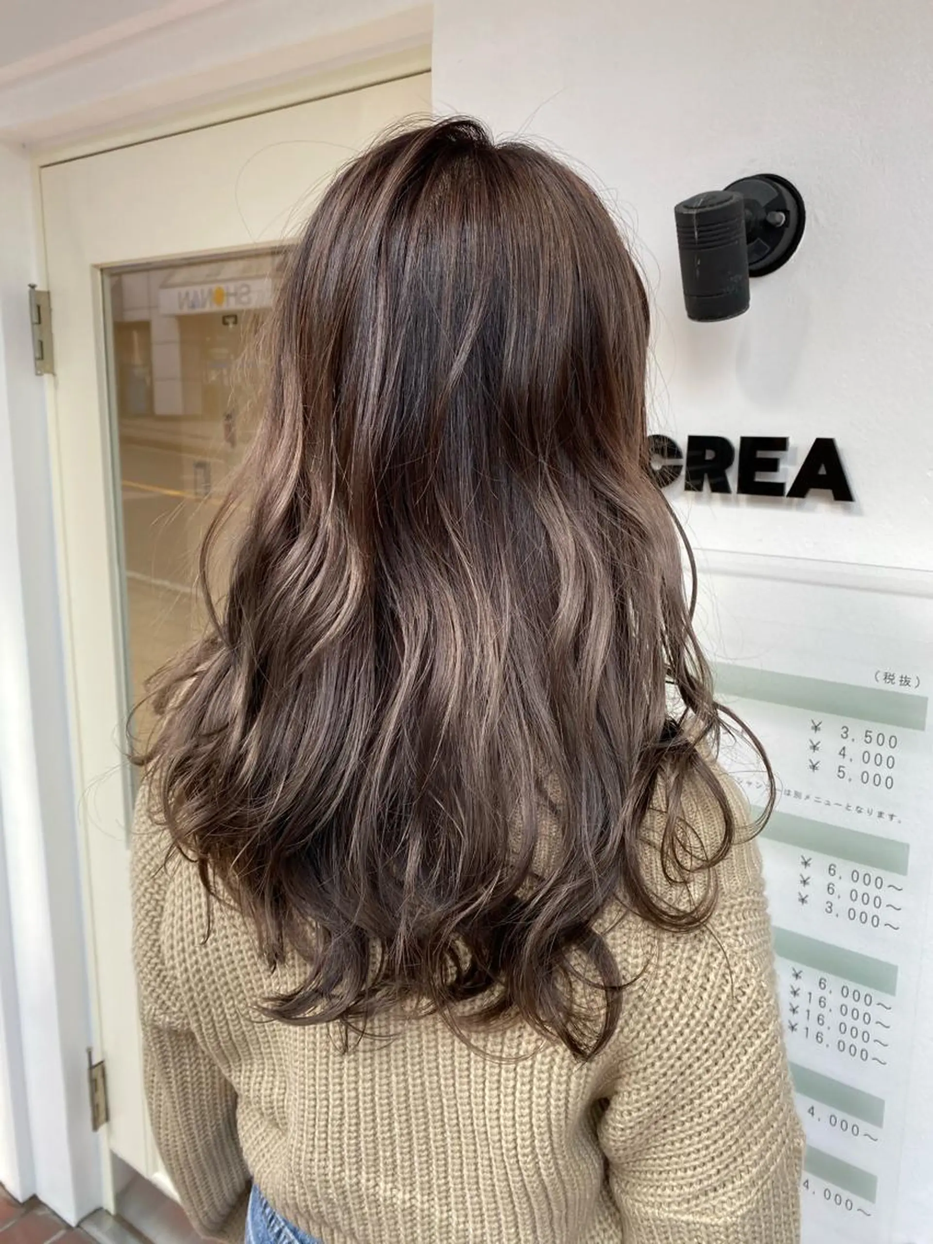 セミロング カラー ブリーチ ケアブリーチ 透明感カラー ダブルカラー グラデーションカラー 🟦メンズパーマ🟦 横浜駅｜小上馬淳司のヘアスタイル