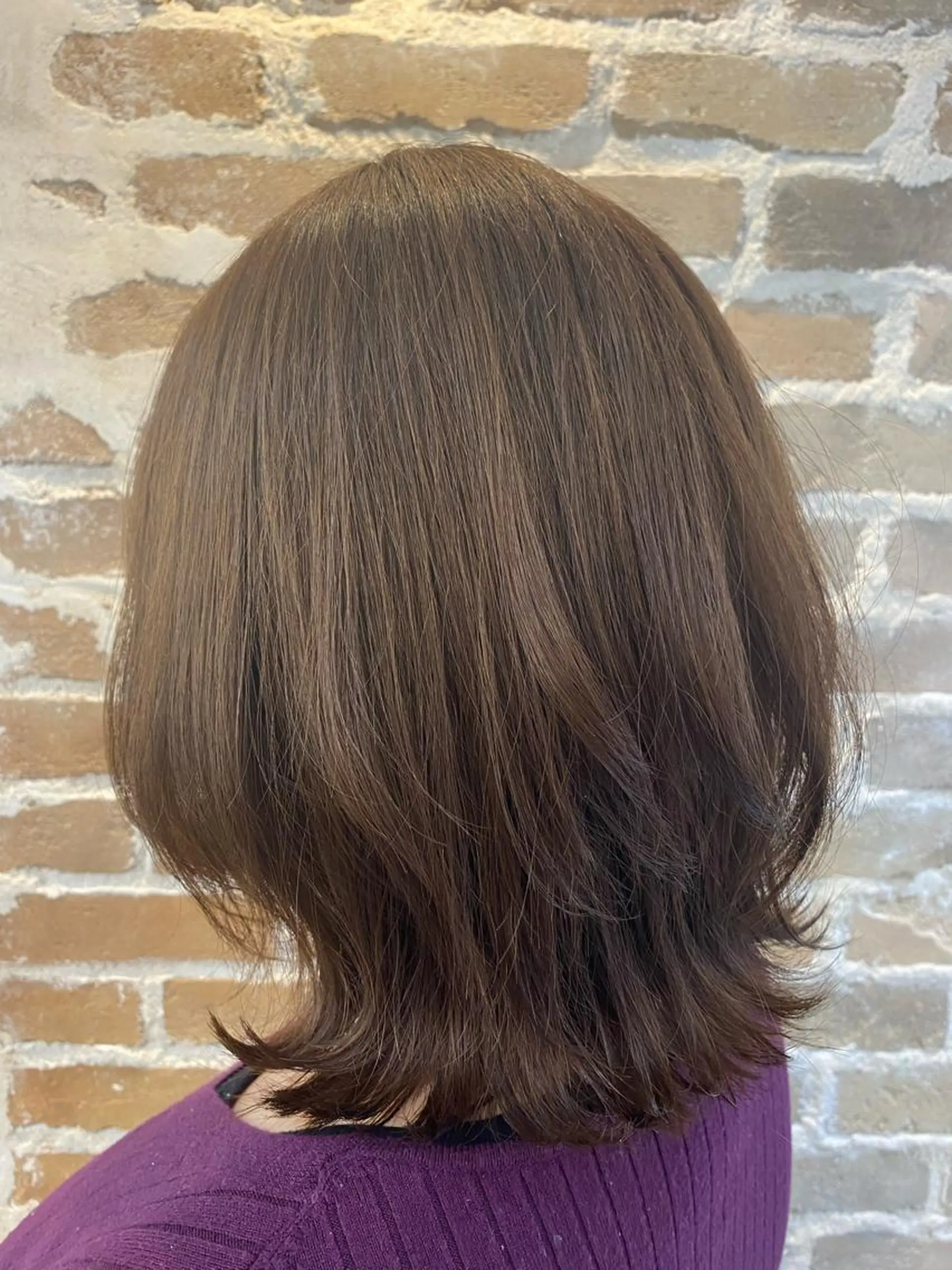 ミディアム くびれヘア くびれレイヤー レイヤーカット カット ヘアカラー トリートメント トレンドカラー🎨 Eriのヘアスタイル