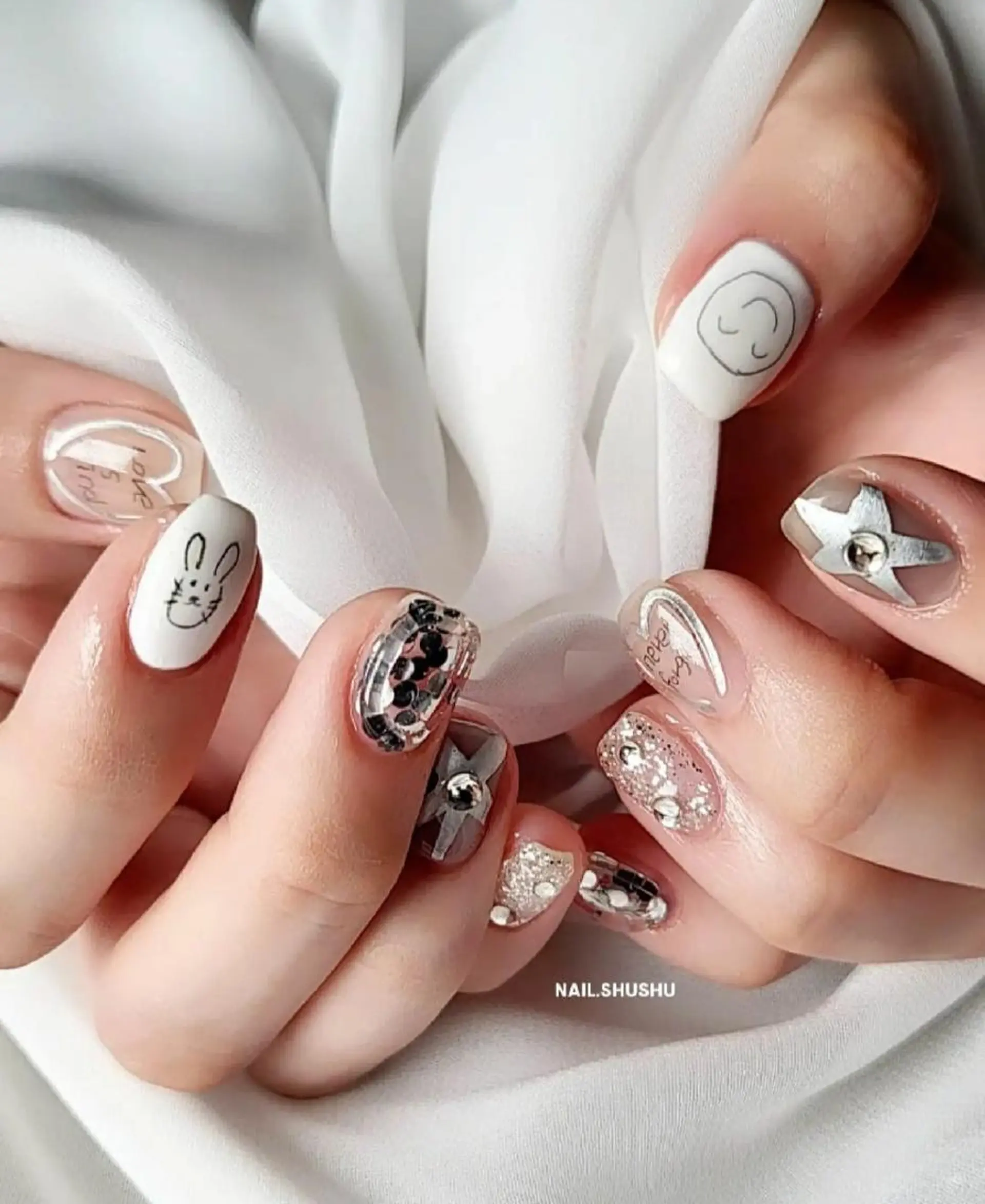 ネイル 持ち込み ニュアンスネイル ワンカラーネイル シンプルネイル 春ネイル 3dパーツ/流行り 👧shushu❤️のネイルデザイン