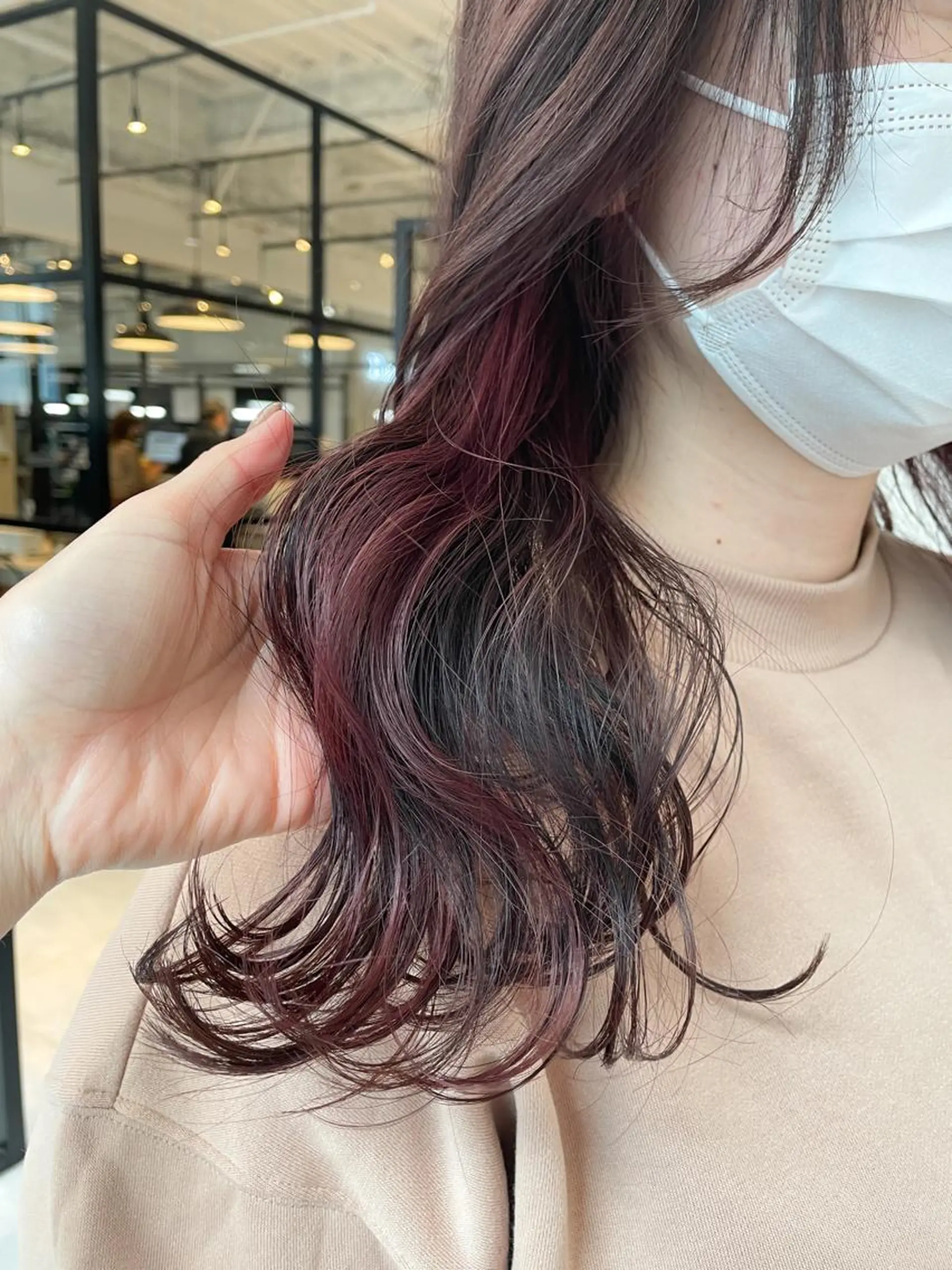 セミロング ラベンダーブラウン ピンクラベンダー コトネ🫧 韓国風レイヤーカットのヘアスタイル