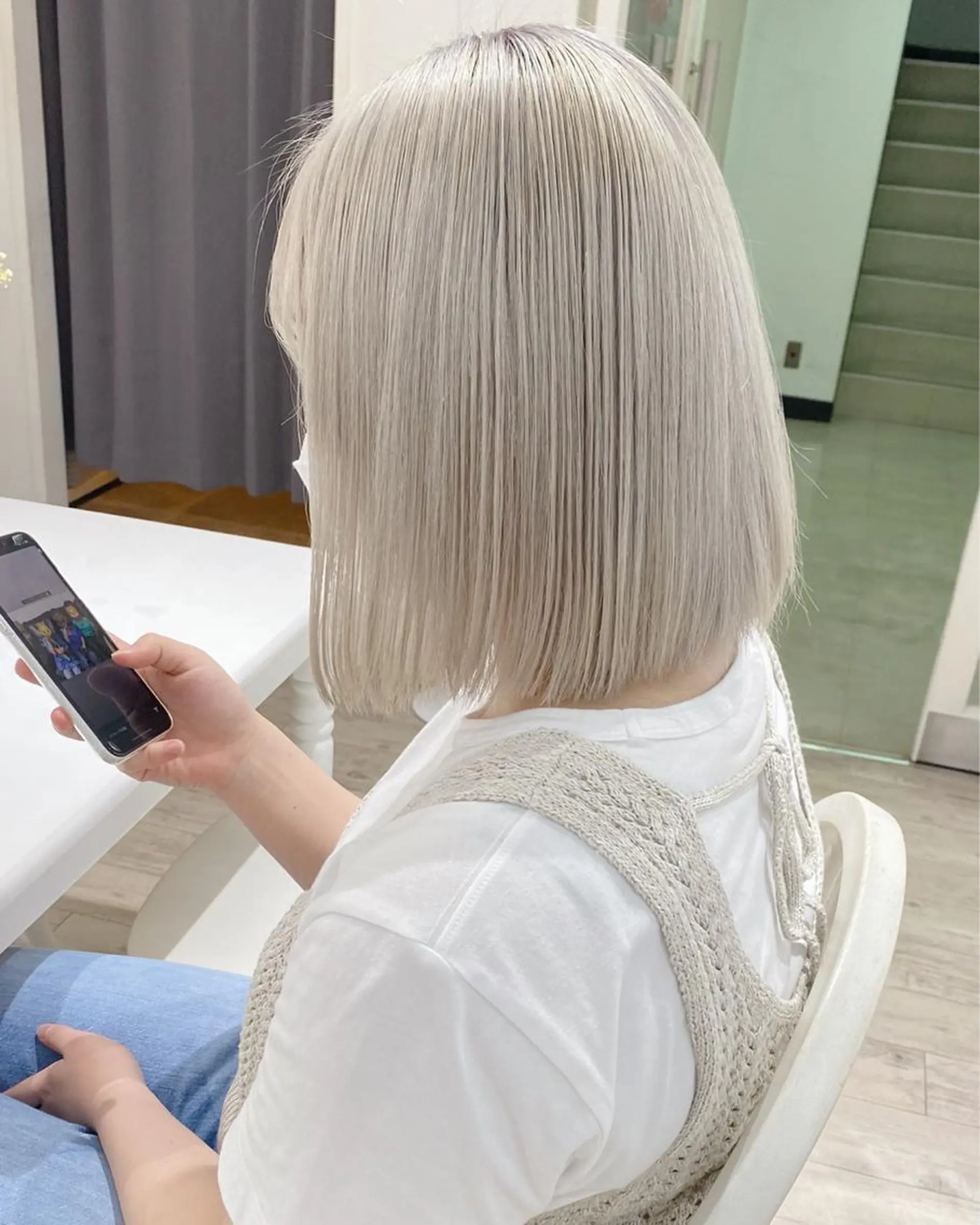 ショート カラー ブリーチ カット ヘアカラー トリートメント ハイトーンカラー 🩷NANAのヘアスタイル