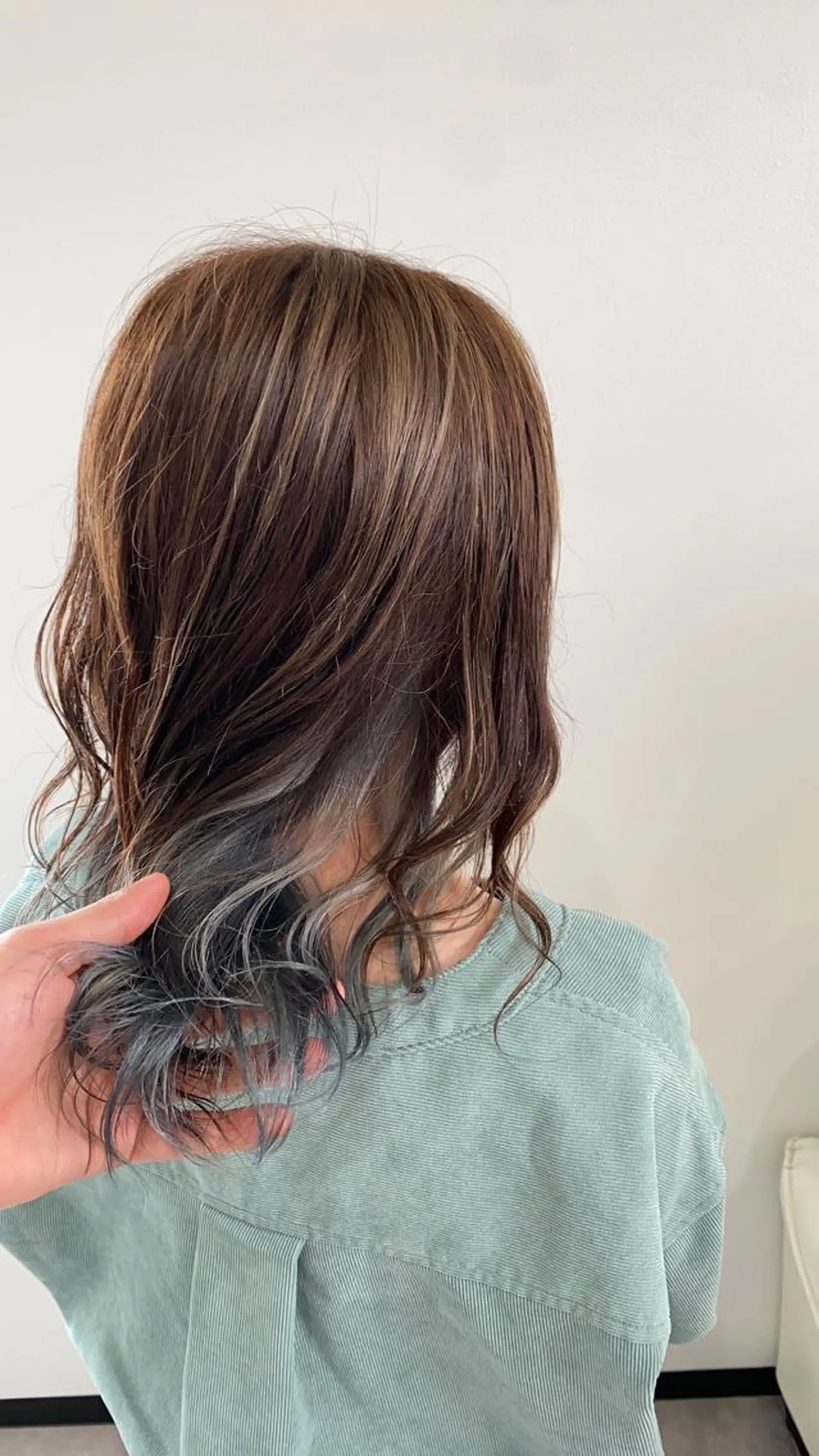 セミロング カラー 大森 壱成のヘアスタイル