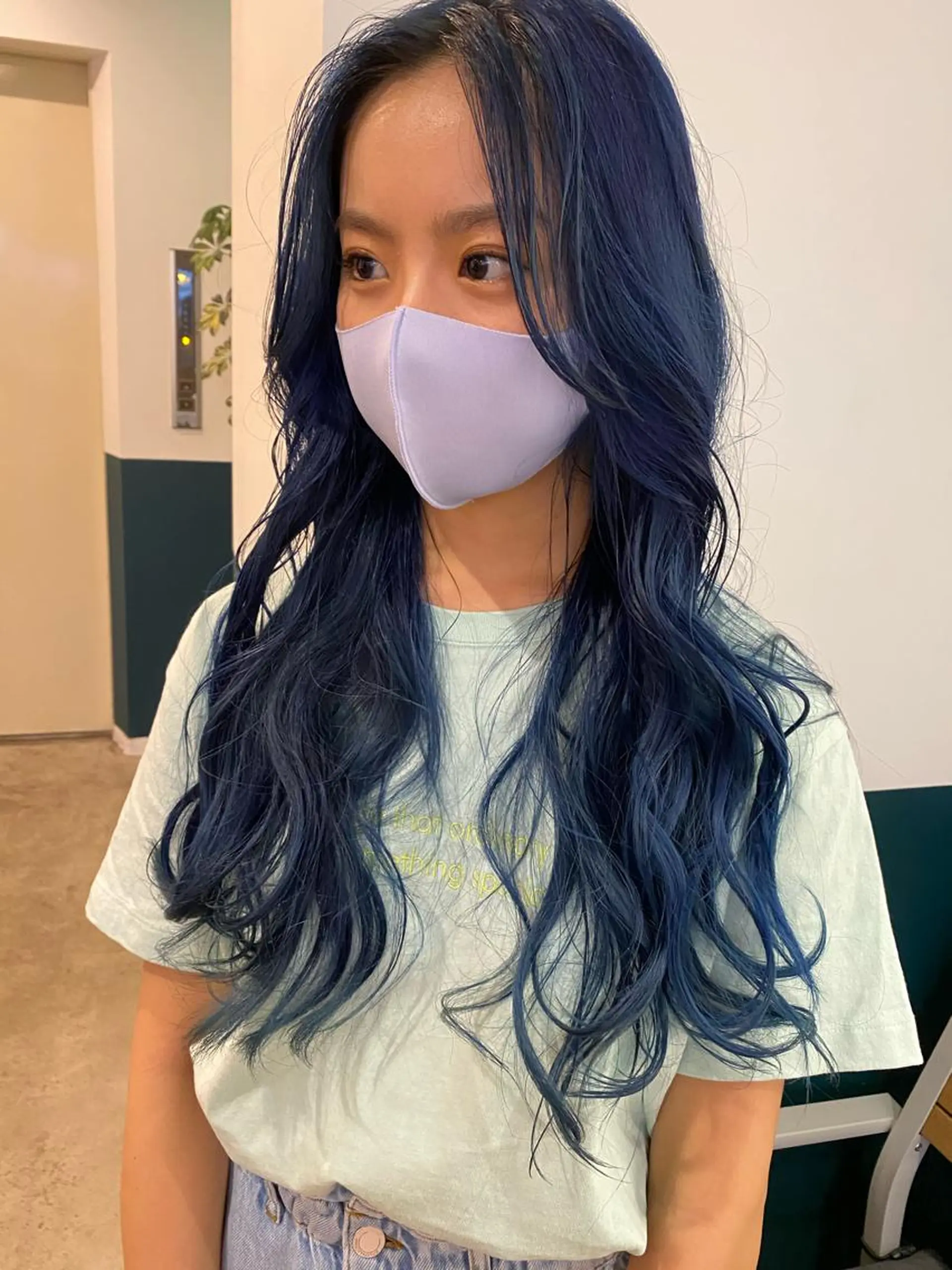 ロング カラー ヘアアレンジ ブリーチ ブルーカラー 顔周りカット 韓国風ヘア レイヤーカット fit stand /HIIRAGIのヘアスタイル