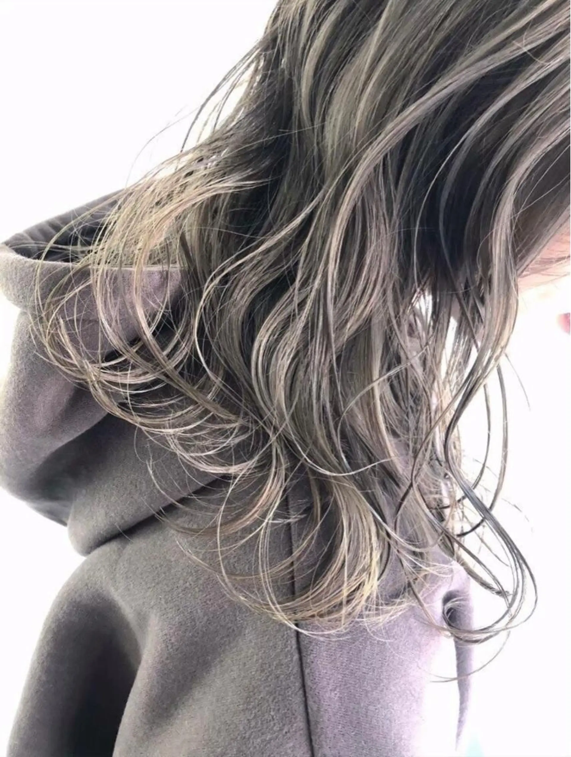 セミロング カット ヘアカラー トリートメント レイヤーカット🫧 ／髪質改善✨TOWAのヘアスタイル