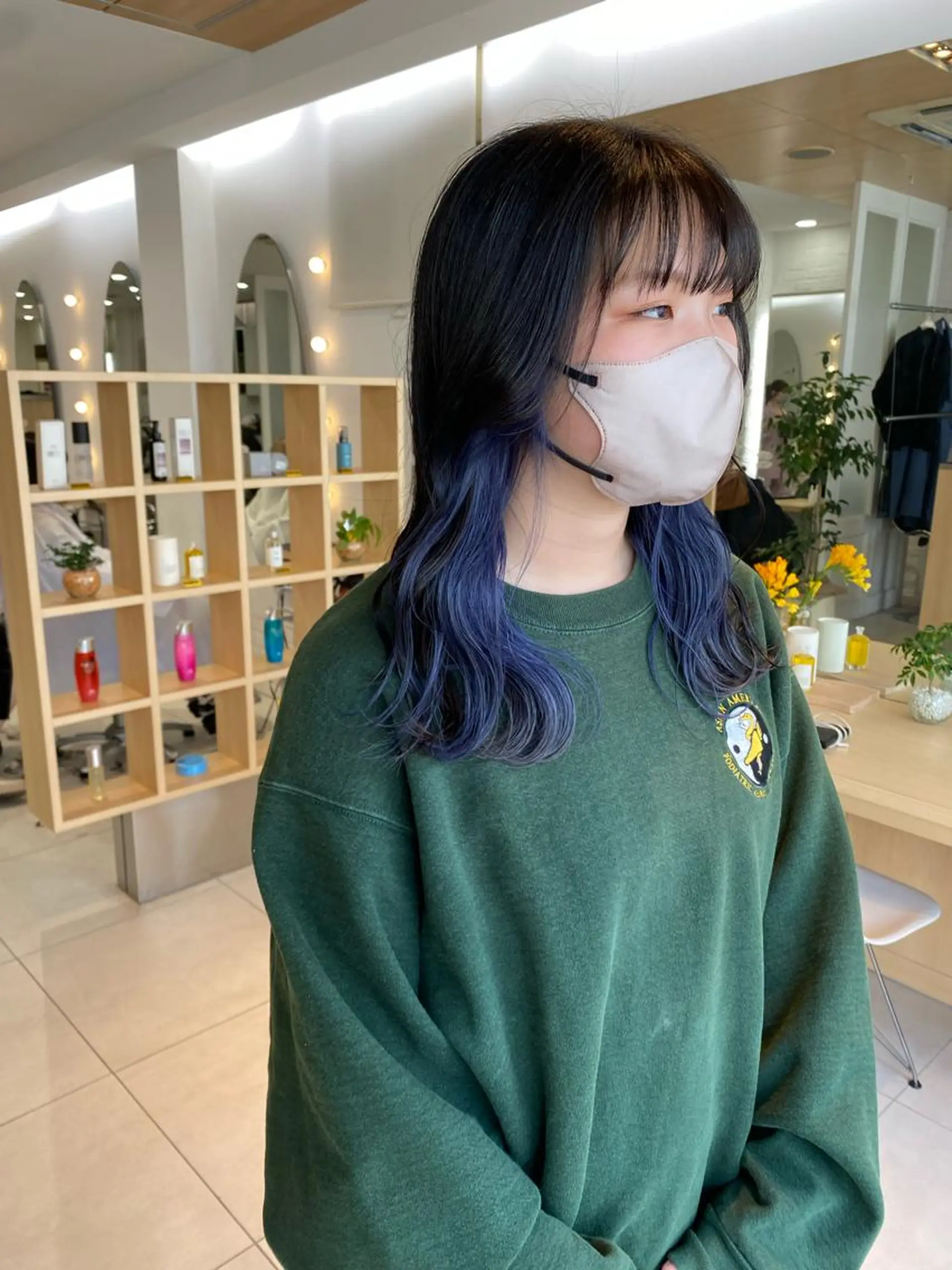 ロング カラー ベージュカラー ブリーチ ブルーカラー ブルーラベンダー ラベンダーカラー 🍀透明感抜群🍀/ ハイトーンカラーのヘアスタイル