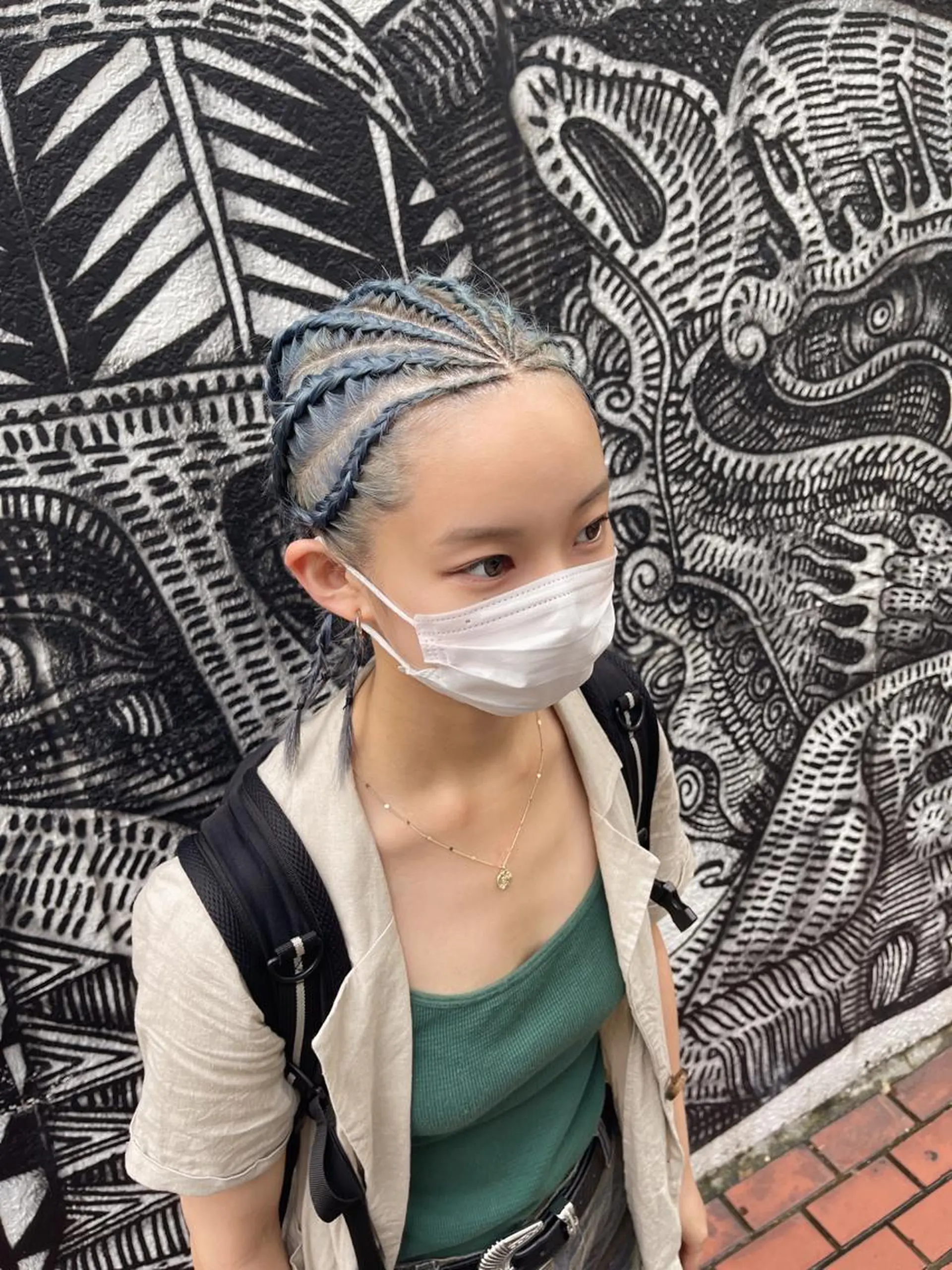 ミディアム カラー ヘアアレンジ 🌈派手髪エクステ ブレイズ🌈ひろとのヘアスタイル