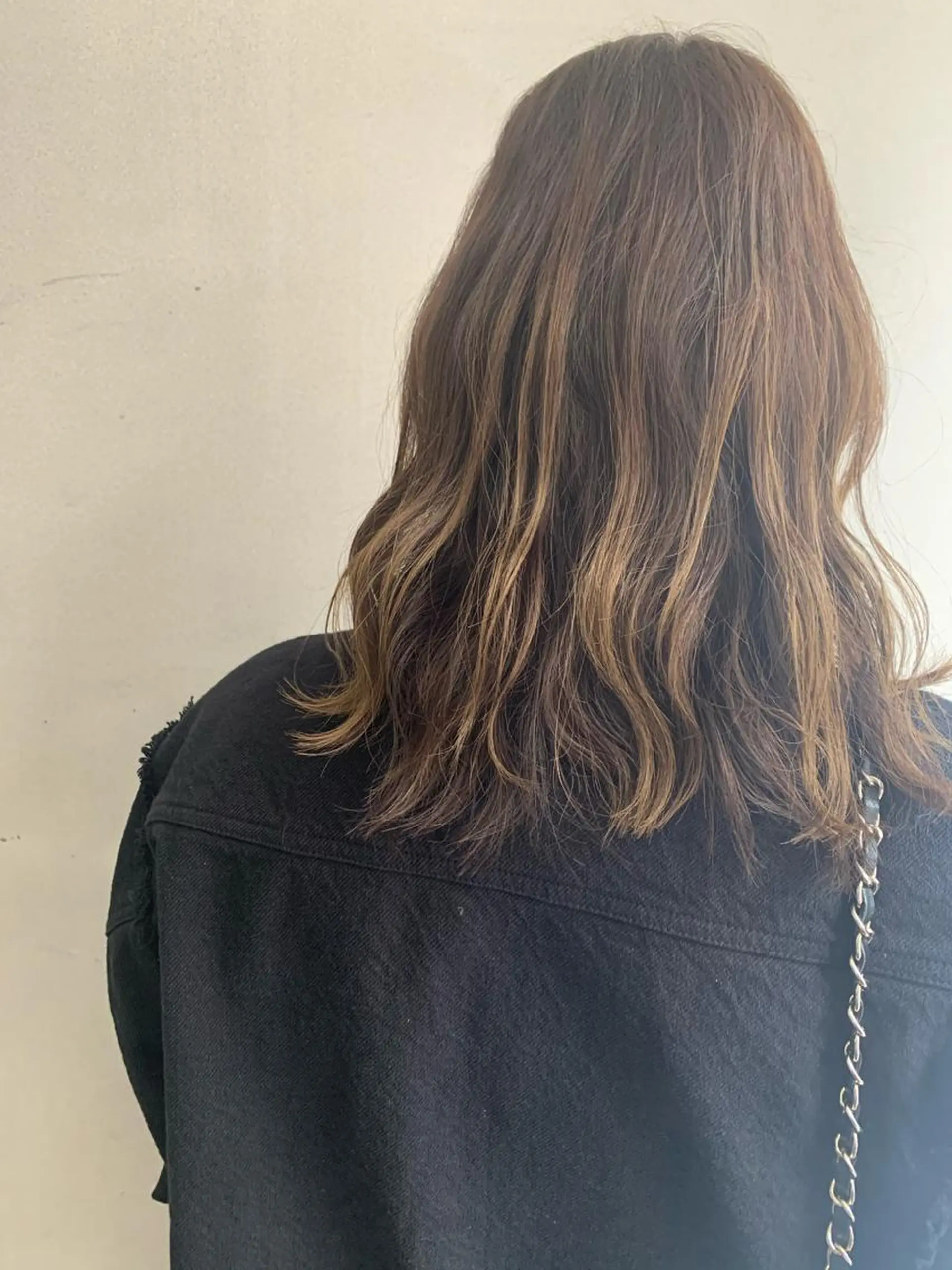 ミディアム パラスパガーデン福岡 Reinaのネイルデザイン