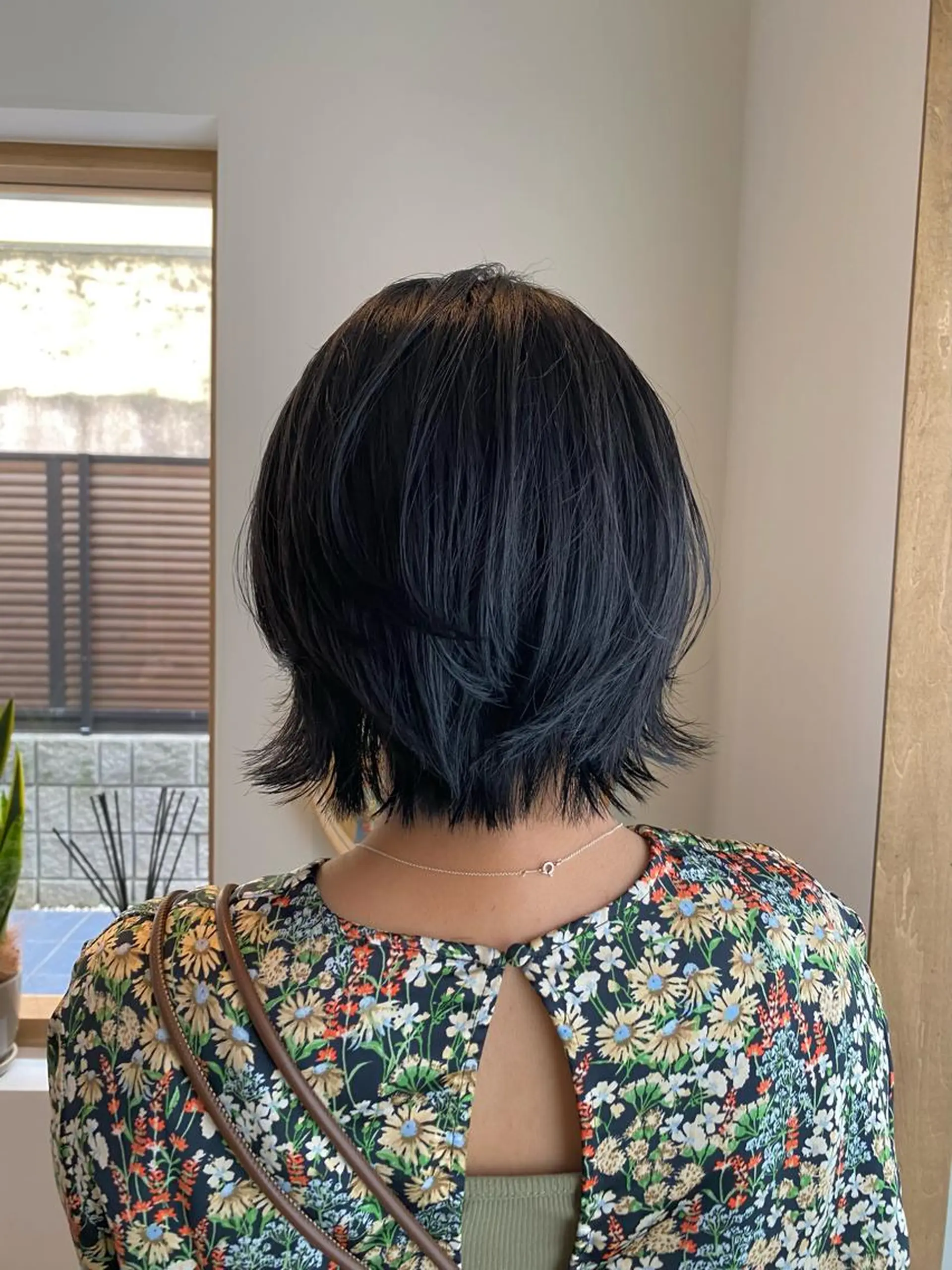 ショート カラー 美髪ストレート 川本雄己のヘアスタイル