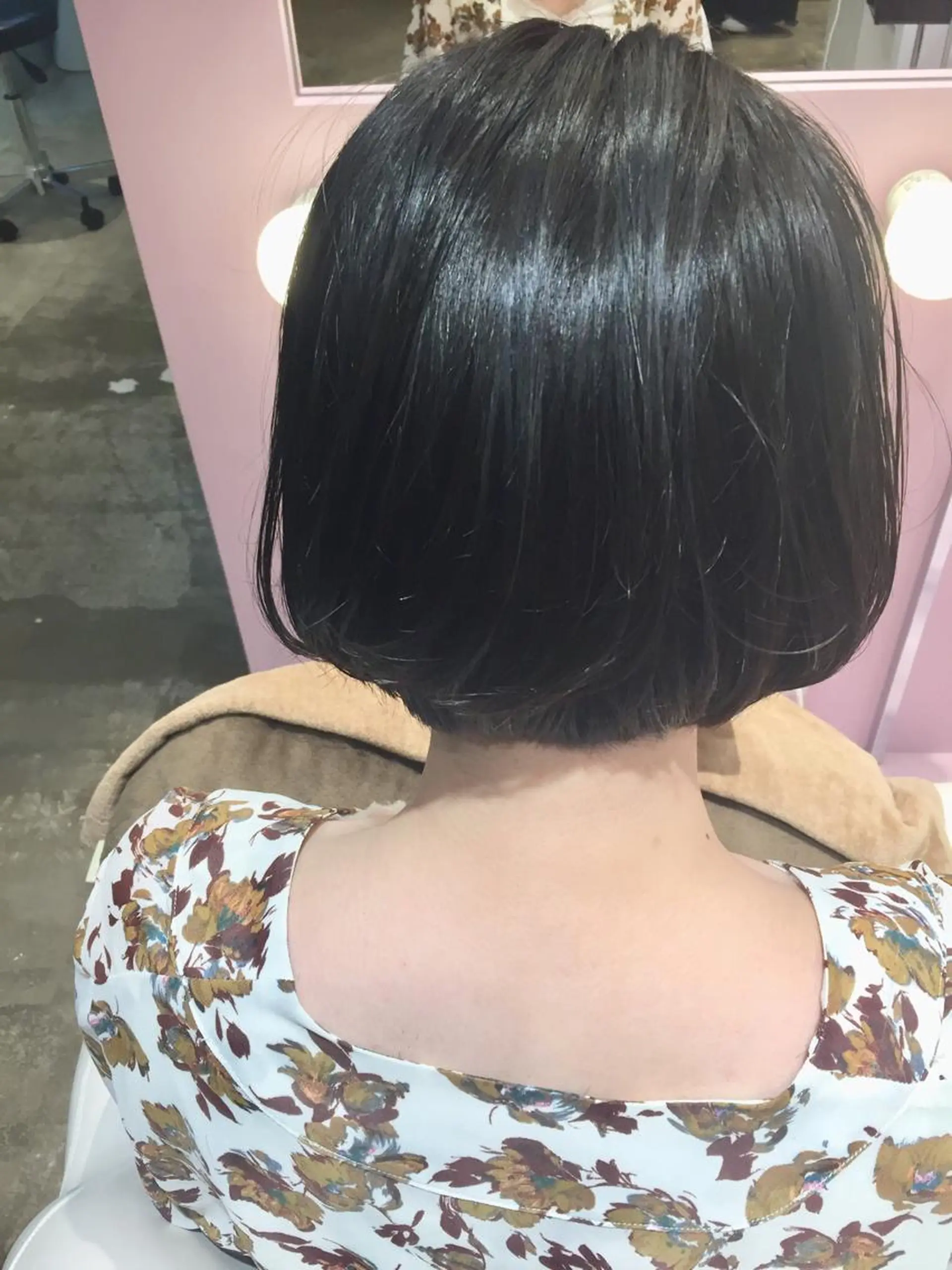 ショート ボブ ヘアカラー トリートメント 所渉/韓国レイヤー /ウルフカットのヘアスタイル