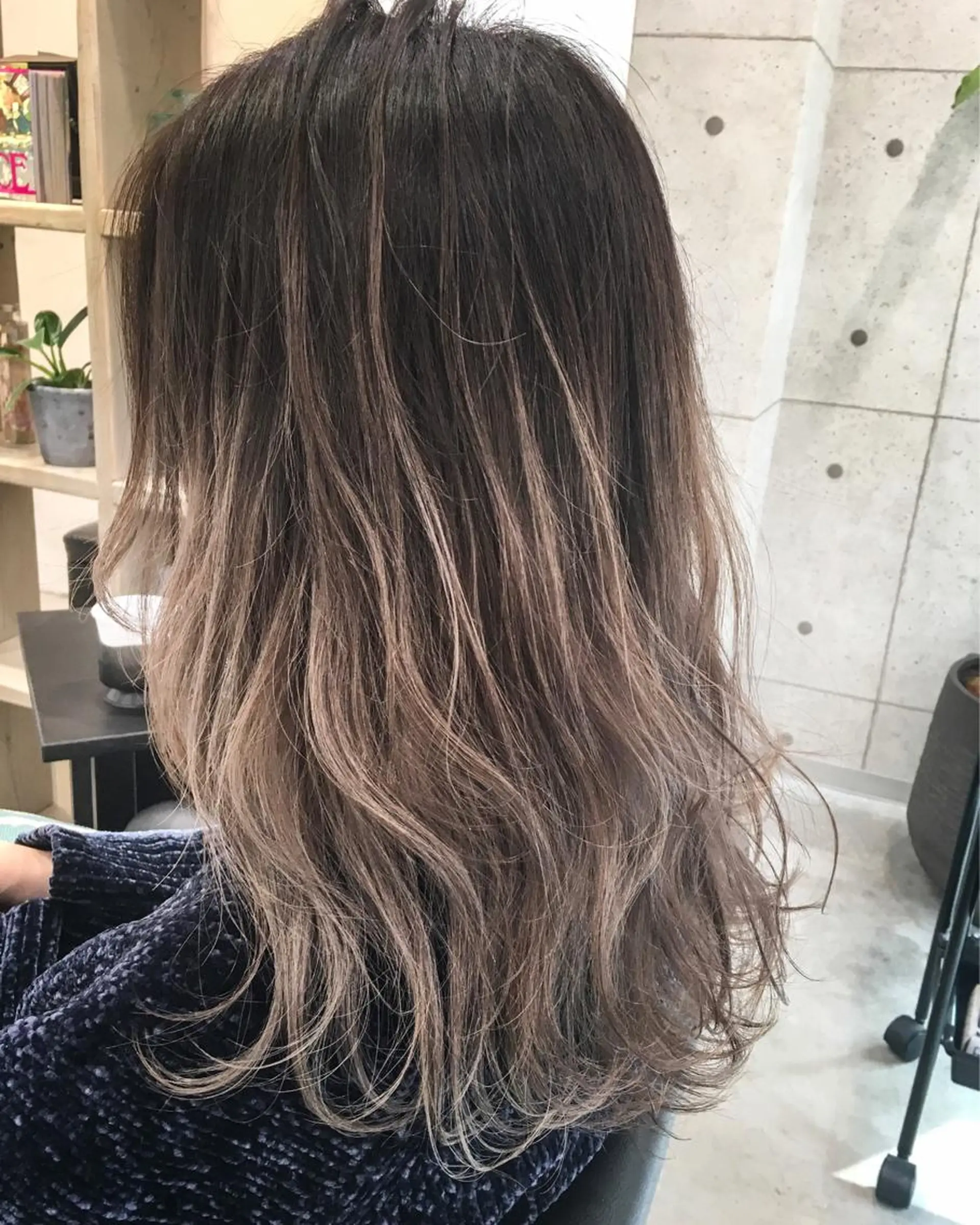 ミディアム LITTY&M.O.Dshibuya所属・レイヤー/髪質改善 /山永圭介のヘアスタイル