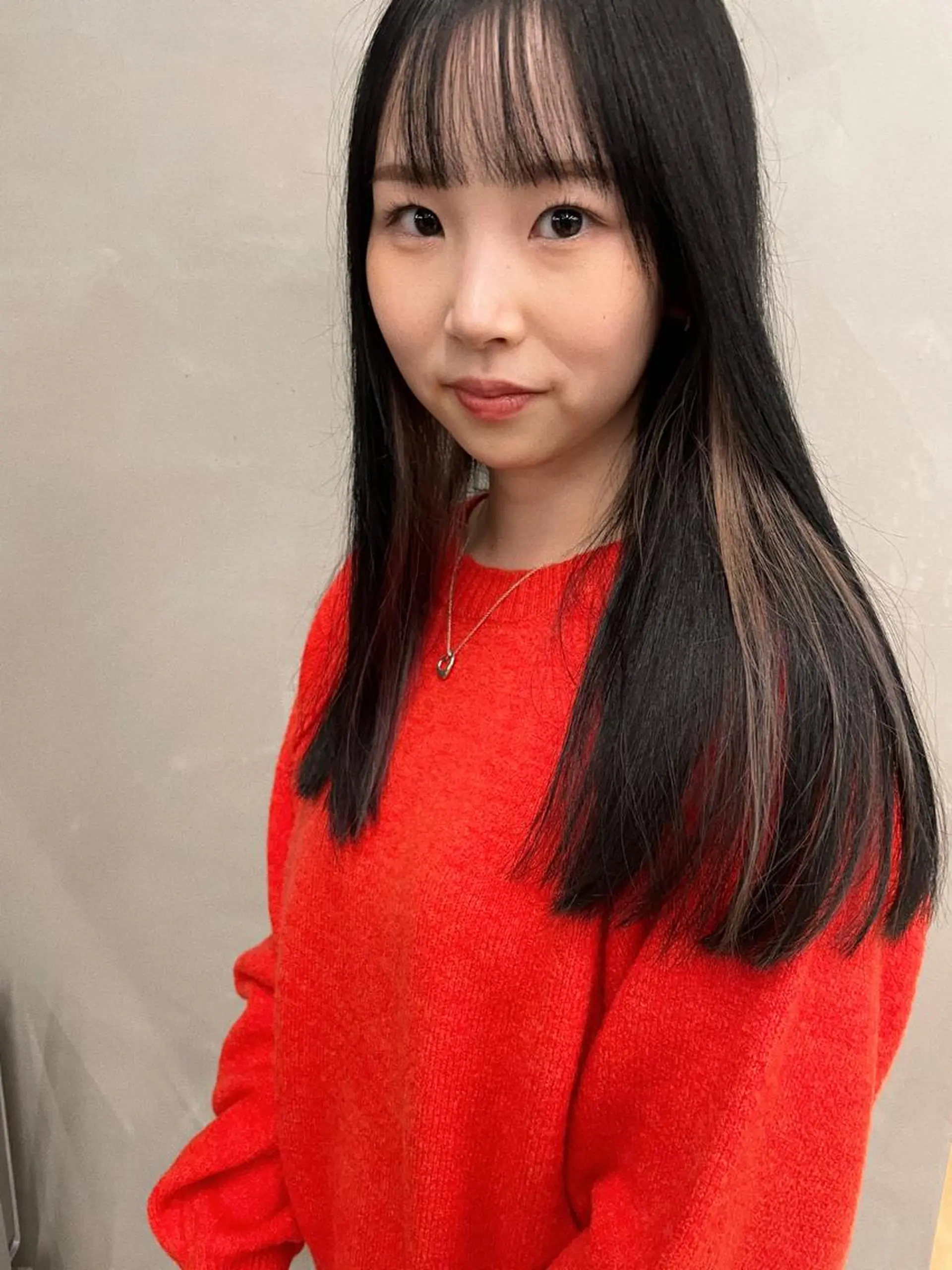 ミディアム カラー イヤリングカラー カット ヘアカラー トリートメント センスをお届けします 大谷将生infpのヘアスタイル