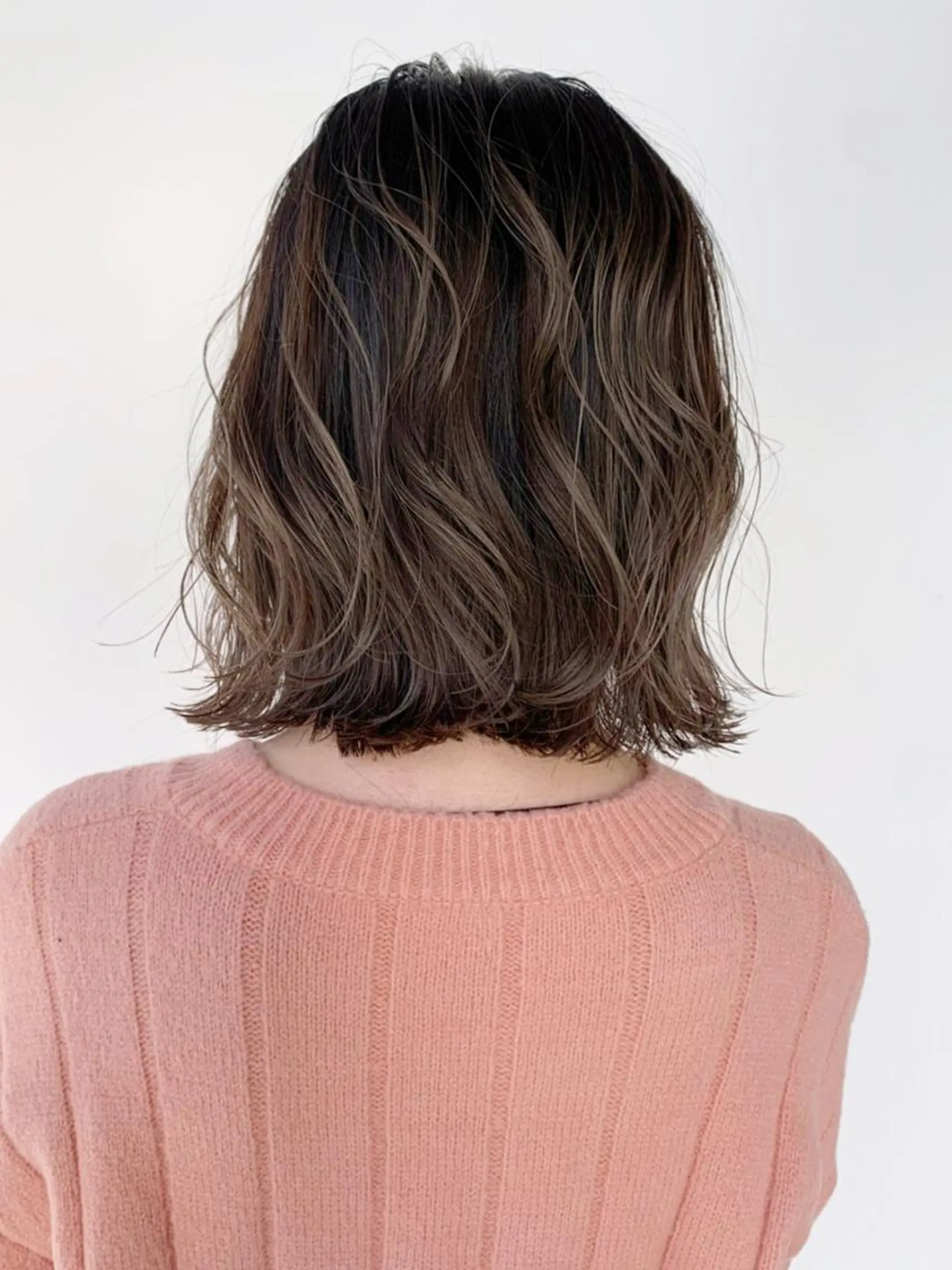 ミディアム カット ヘアカラー トリートメント ITbyALBUM 中野店のヘアスタイル
