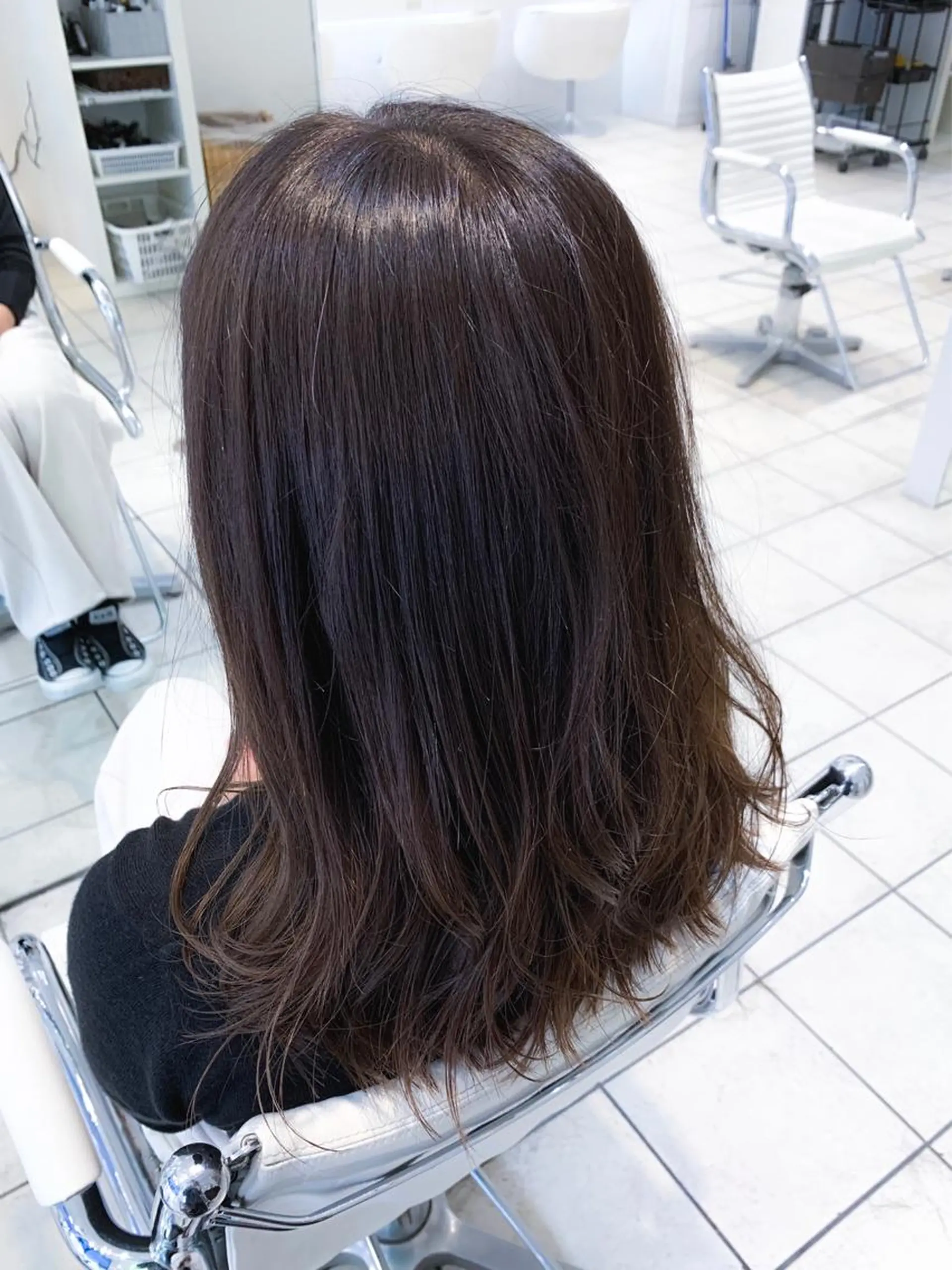セミロング カラー ヘアアレンジ ブラウンカラー ナチュラルブラウン カット ヘアカラー トリートメント 地毛風ストレート/ 髪質改善/榎本流行のヘアスタイル