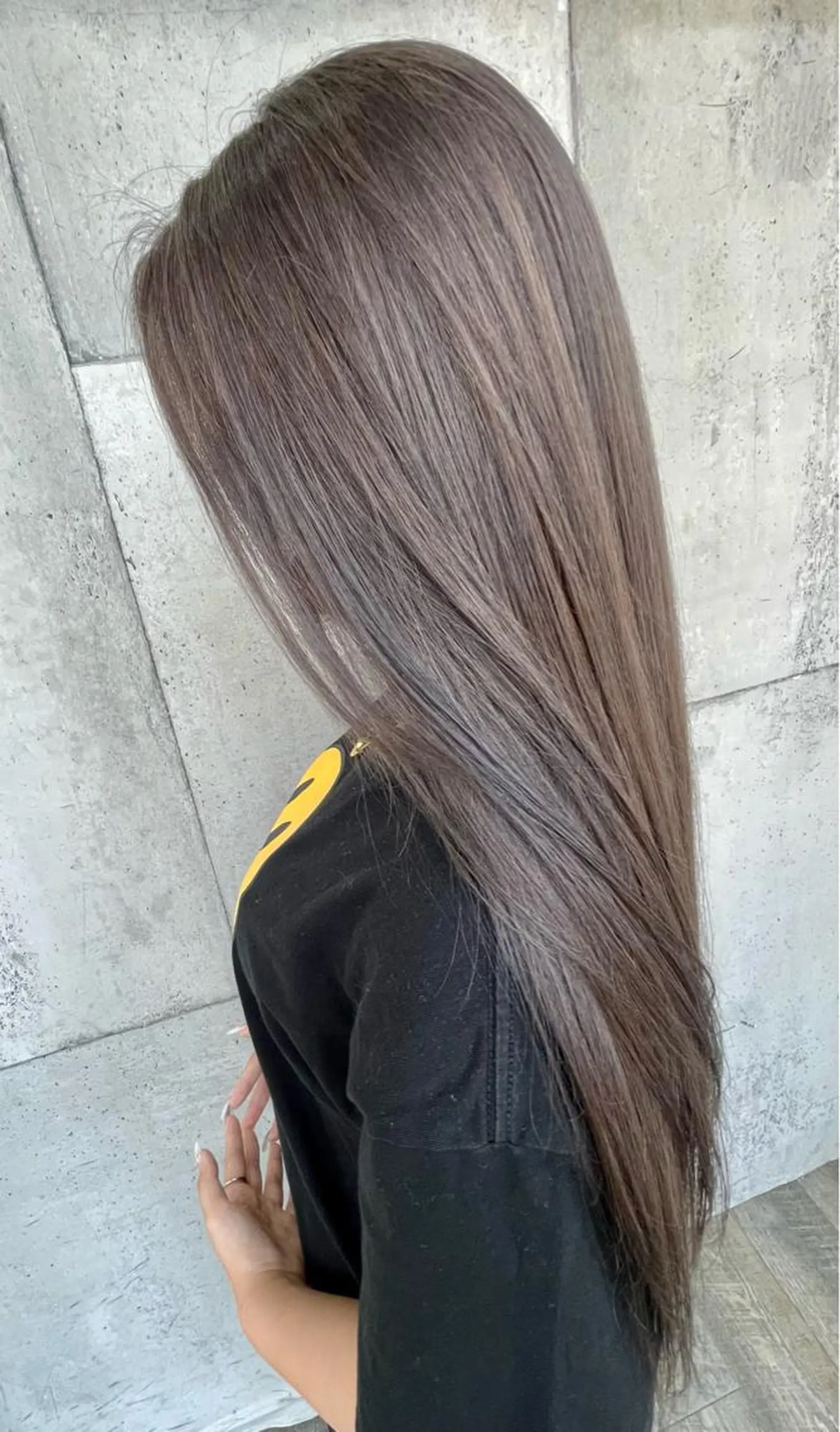 ロング 大内 志穂のヘアスタイル