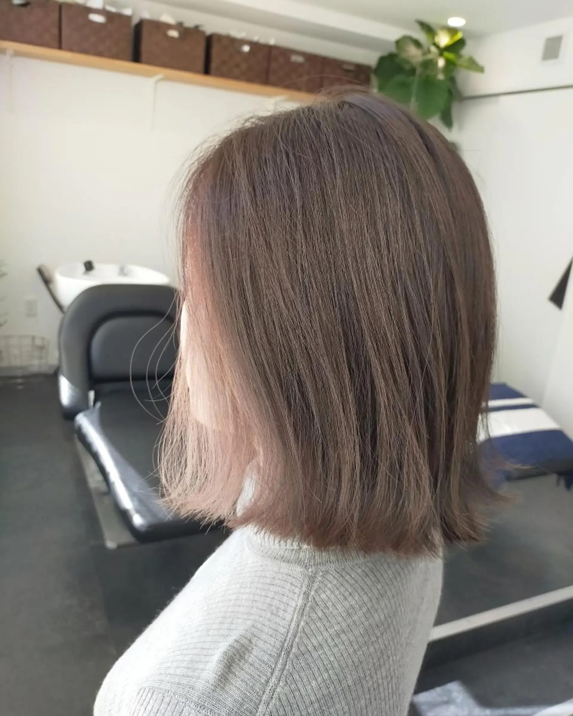 ミディアム カラー ピンクカラー ホワイトピンク RU RIのヘアスタイル