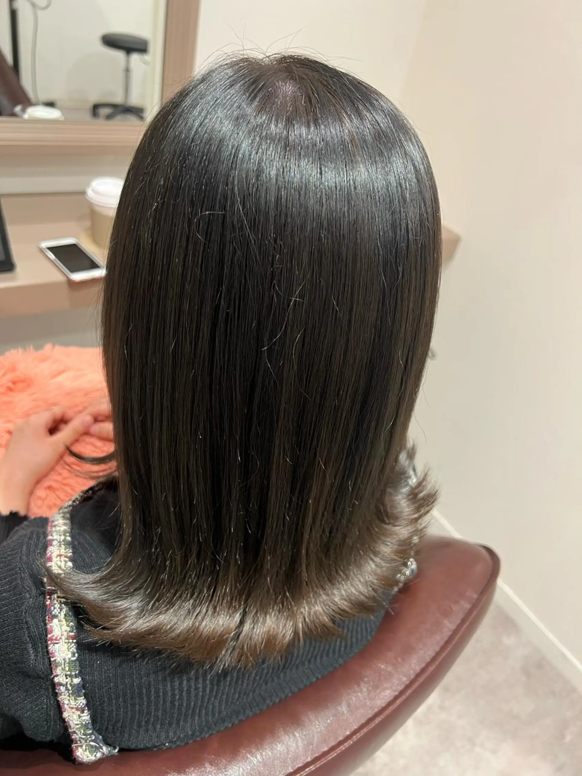 セミロング カット ヘアカラー 井上 美春のヘアスタイル