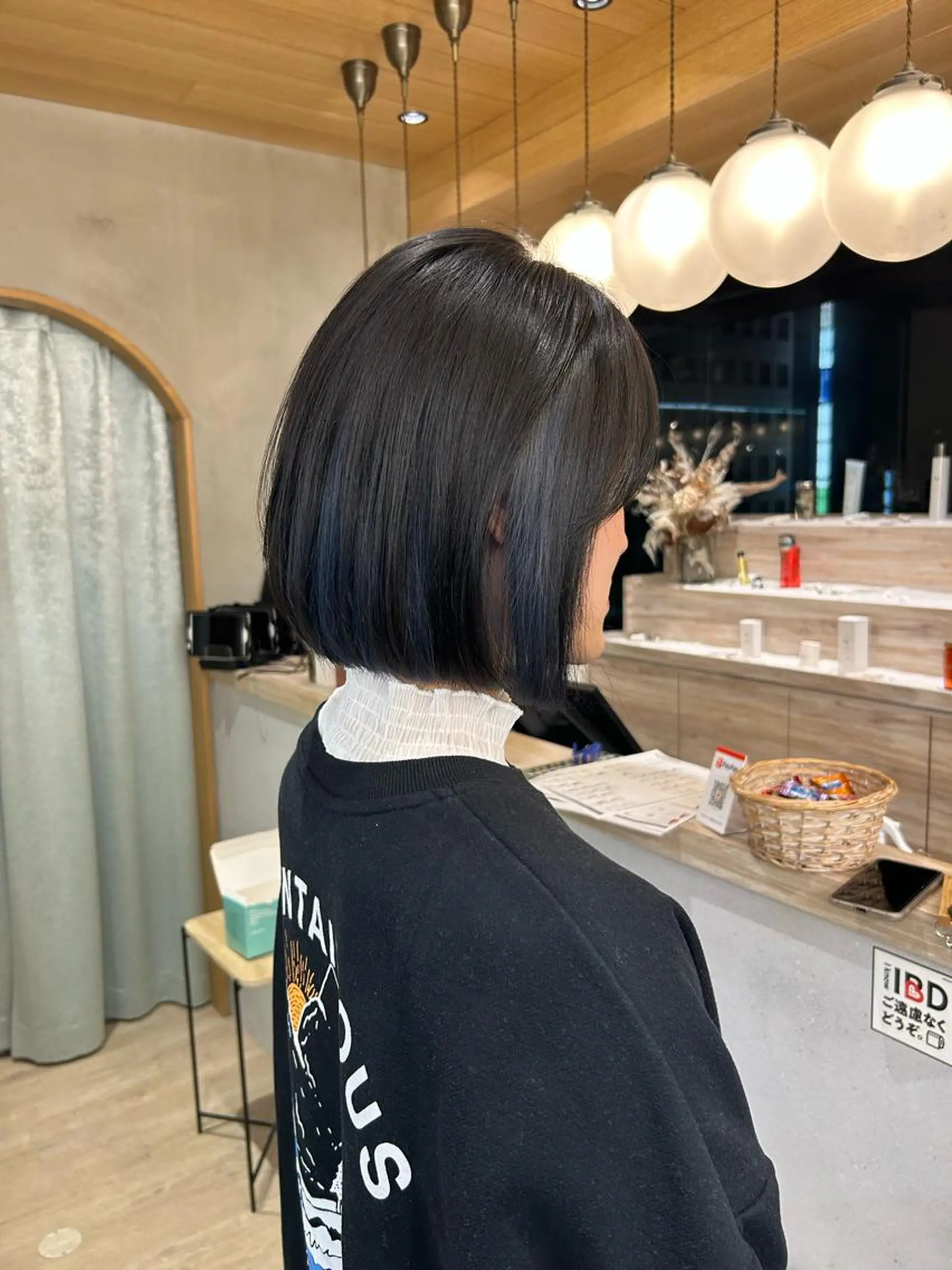 ミディアム カット ヘアカラー トリートメント 🩵縮毛矯正/ブリー チ/髪質改善/いつかのヘアスタイル