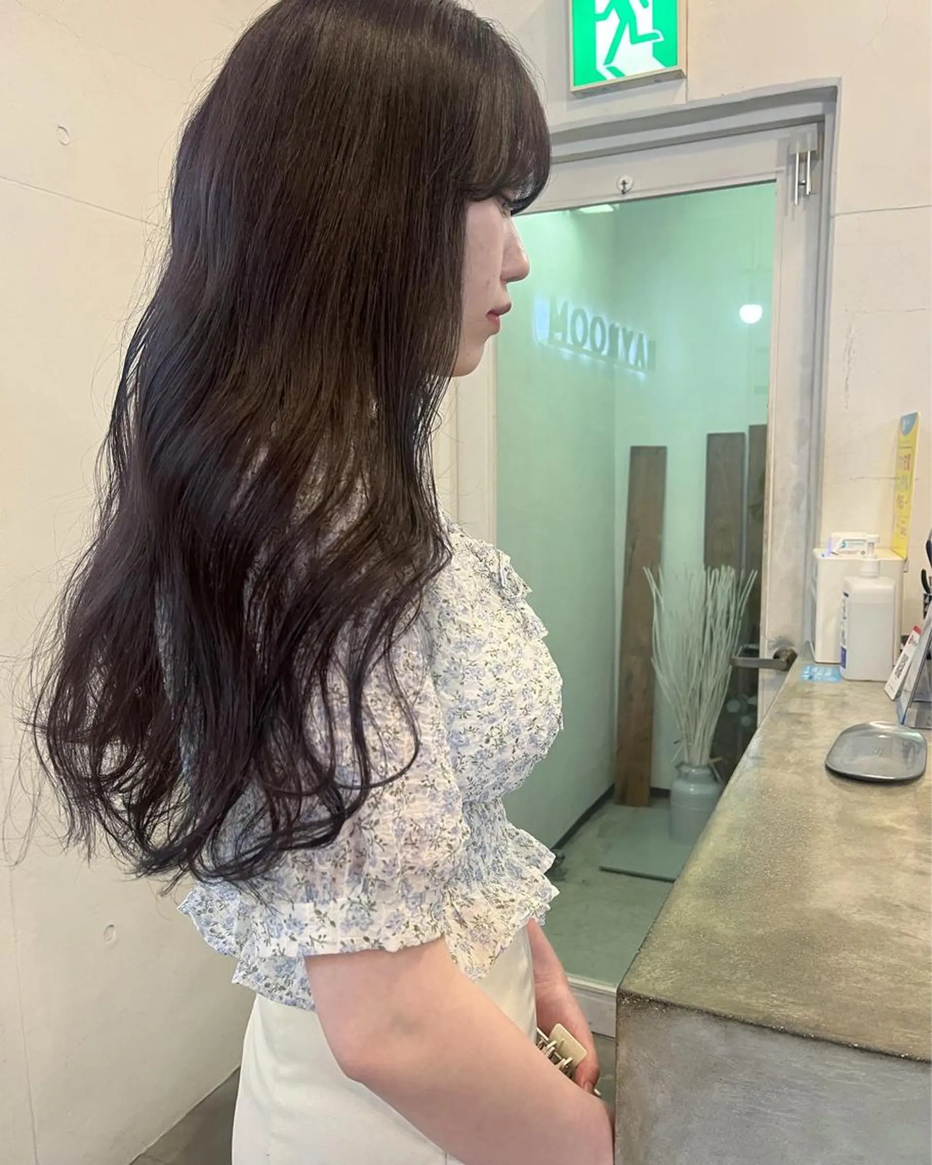 ロング カラー ヘアカラー トリートメント mizuho🐈‍⬛ 艶髪￤ダークトーンのヘアスタイル