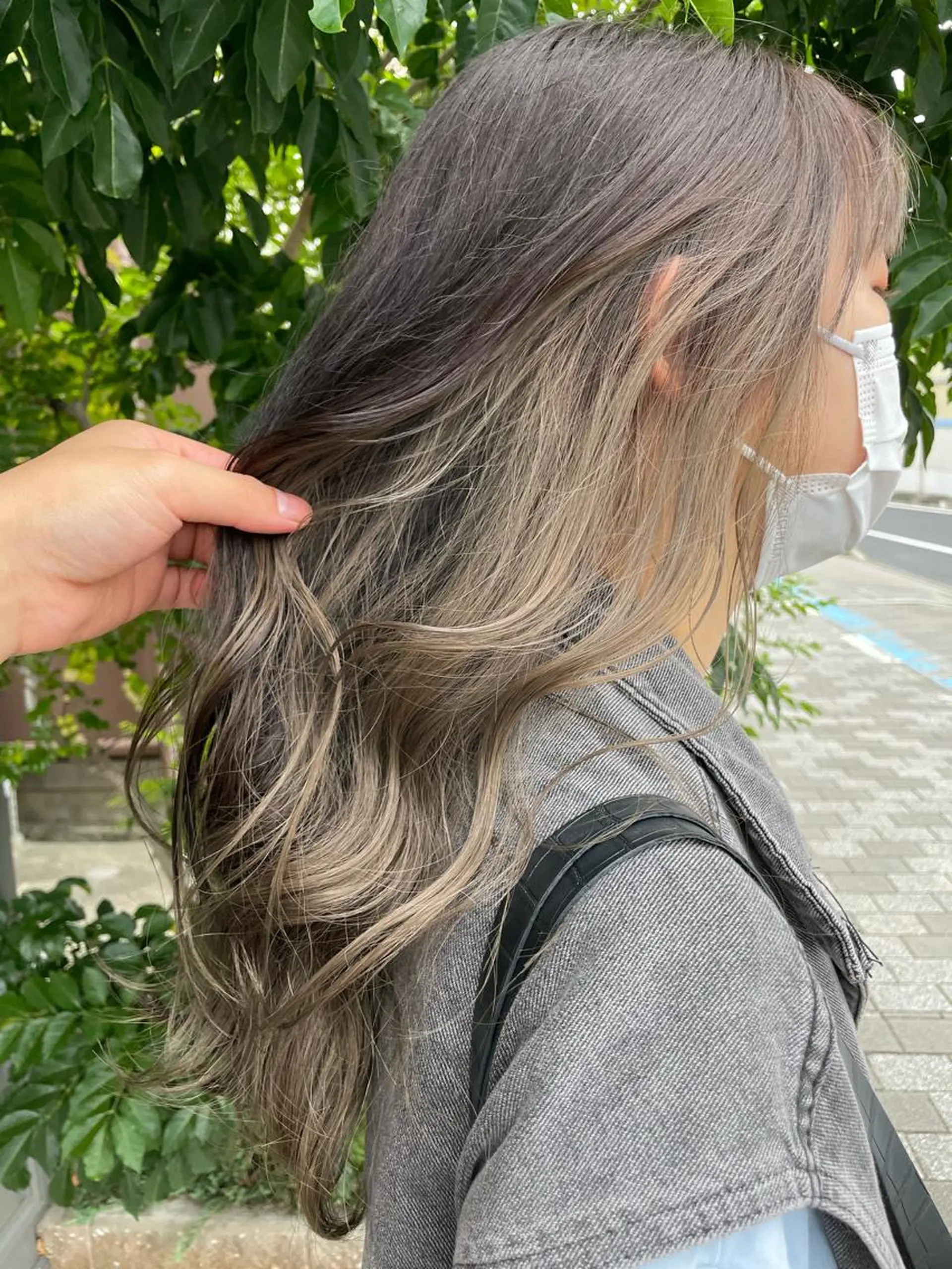 ロング ヘアカラー ブリーチ毛矯正.髪質 改善.髪にドラマをのヘアスタイル