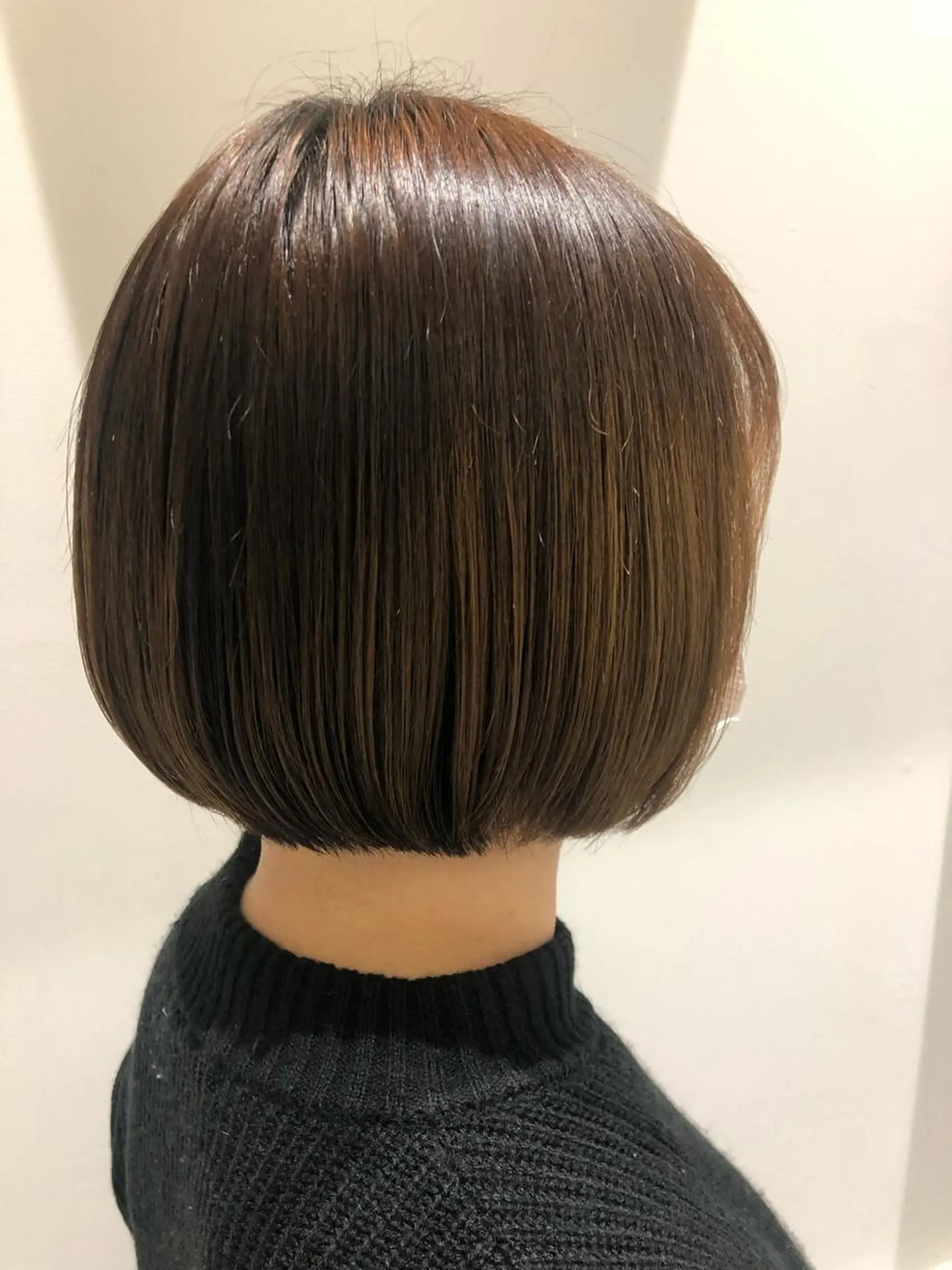 ショート 山本 佳奈のヘアスタイル