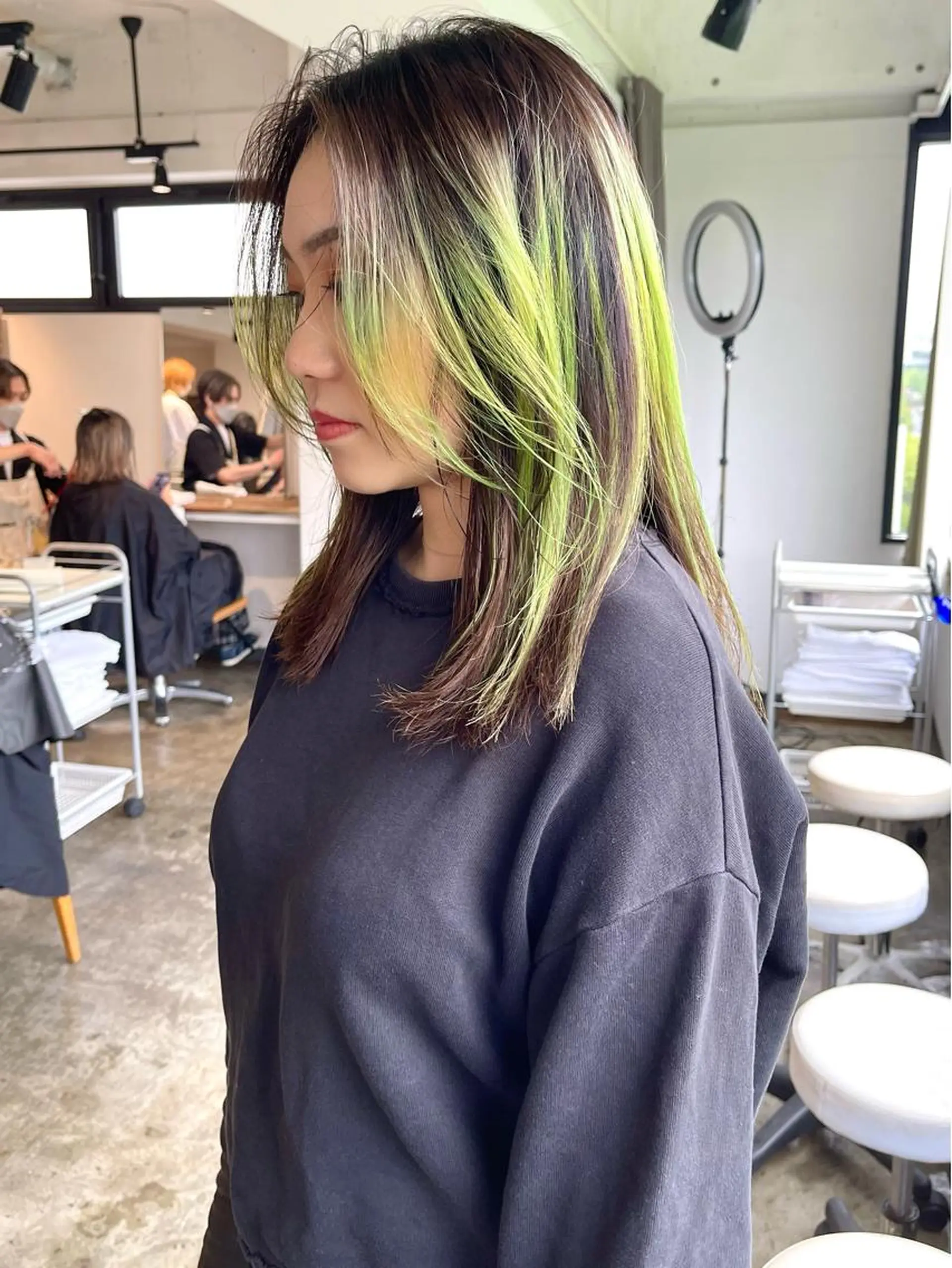 ミディアム 外国人風カラー ハイライト レイヤーカット 似合わせカット ウルフカット ヘアカラー メンズケアブリーチ 特化🔥村田のヘアスタイル