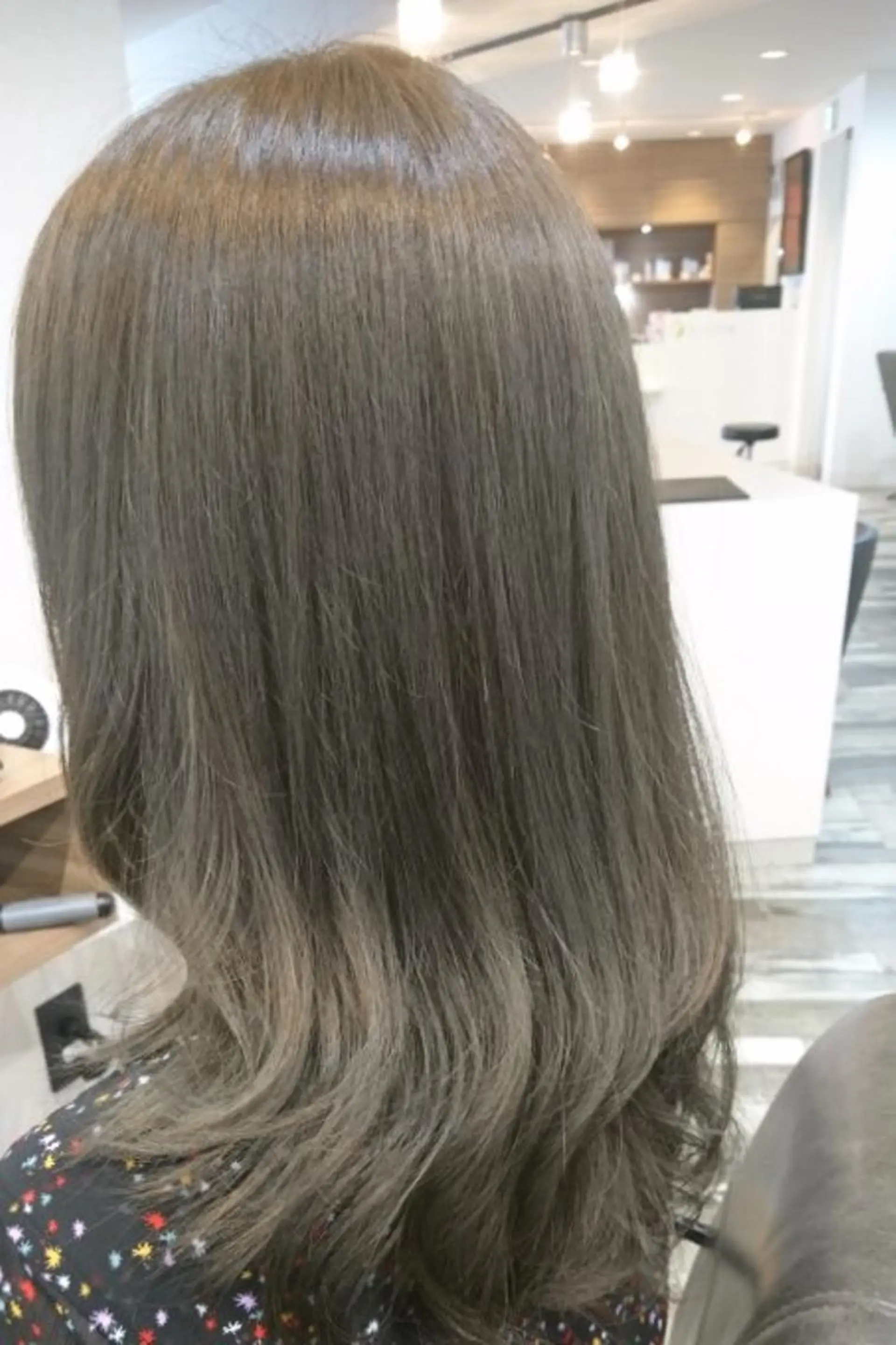 ロング 外国人風カラー 松浦 美和【miwa】のヘアスタイル