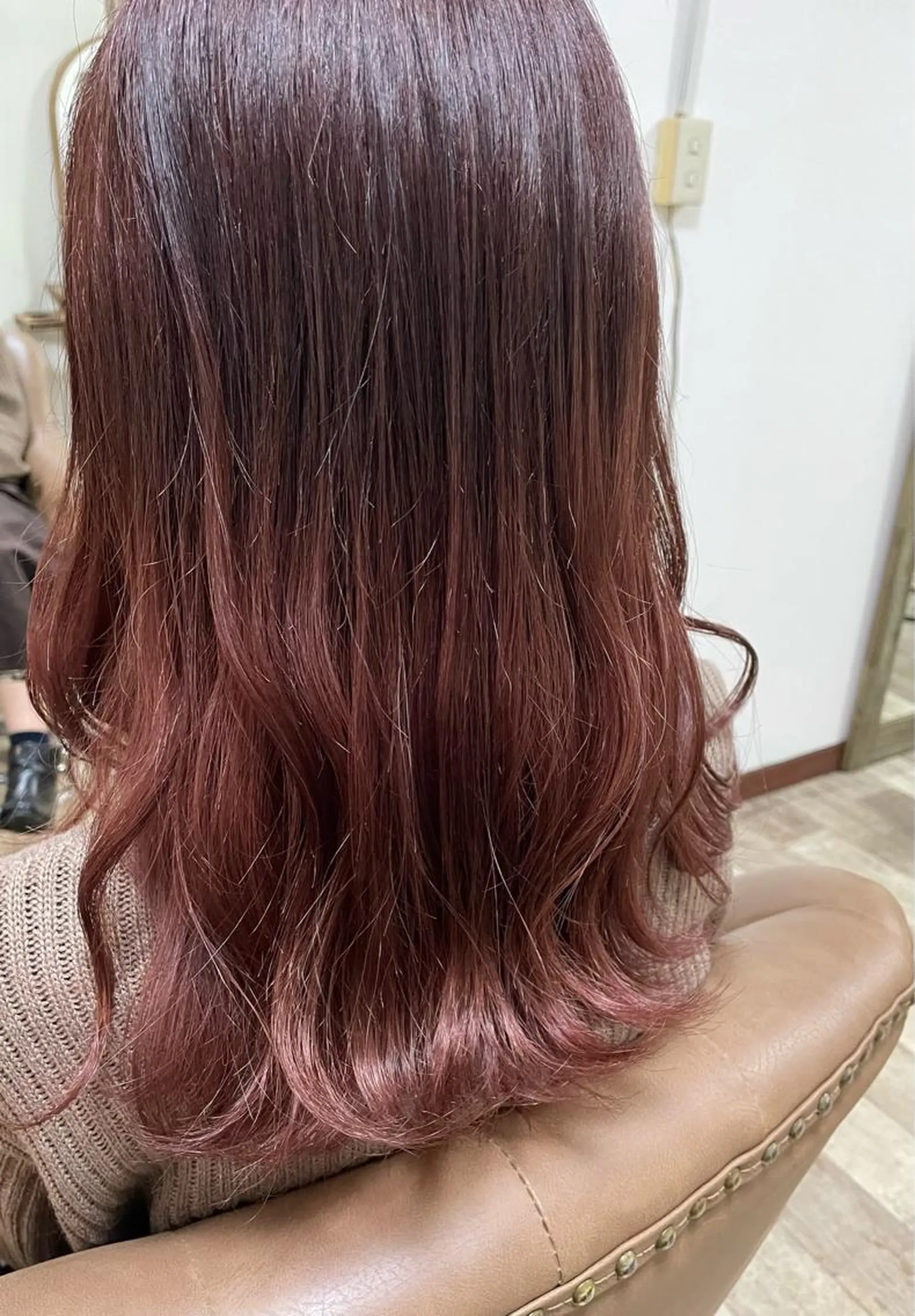 ミディアム カラー カット ヘアカラー トリートメント 佐藤 芽依のヘアスタイル