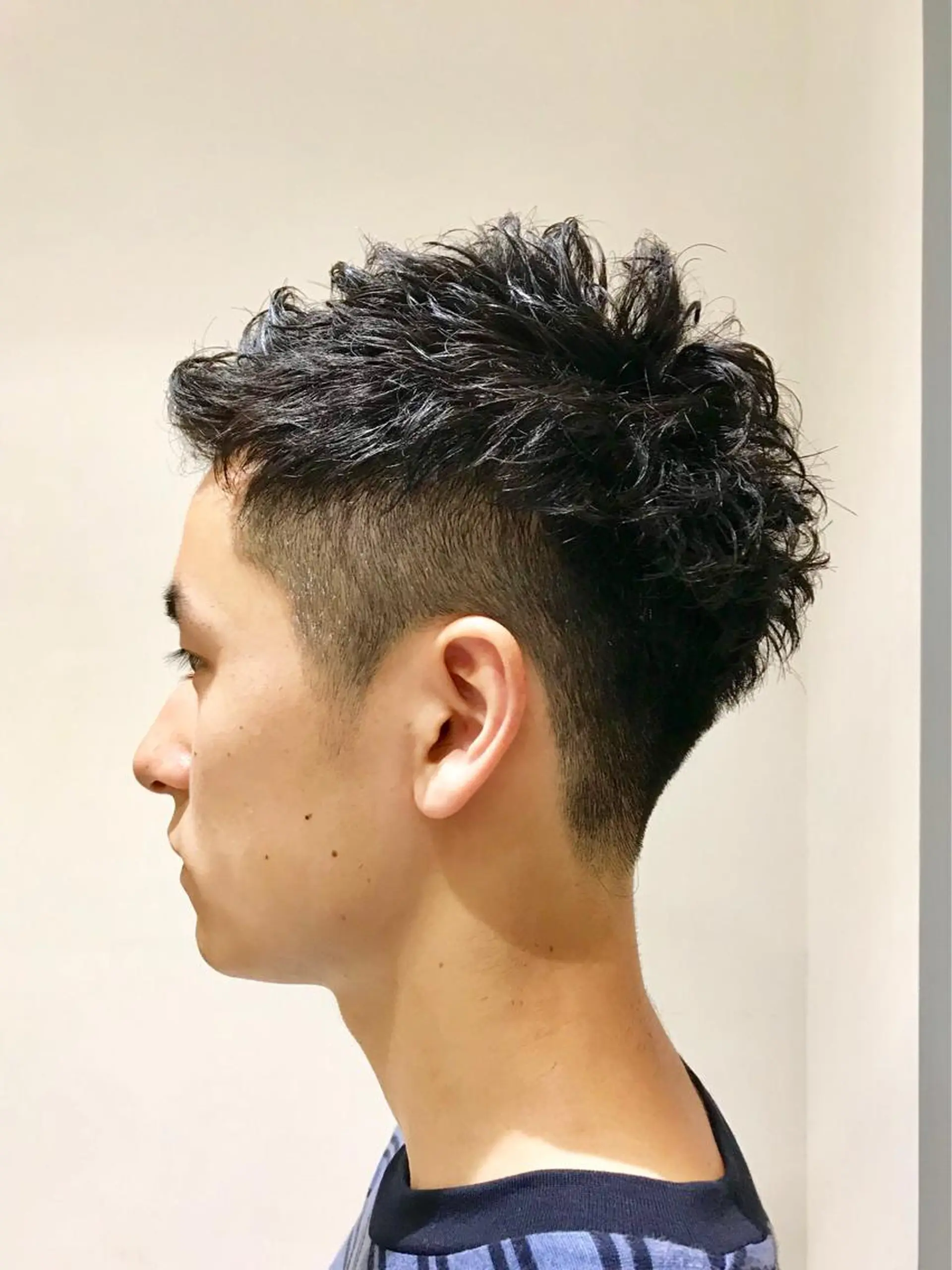 ショート メンズ メンズパーマ くせ毛 外国人風カラー KEN KENのヘアスタイル