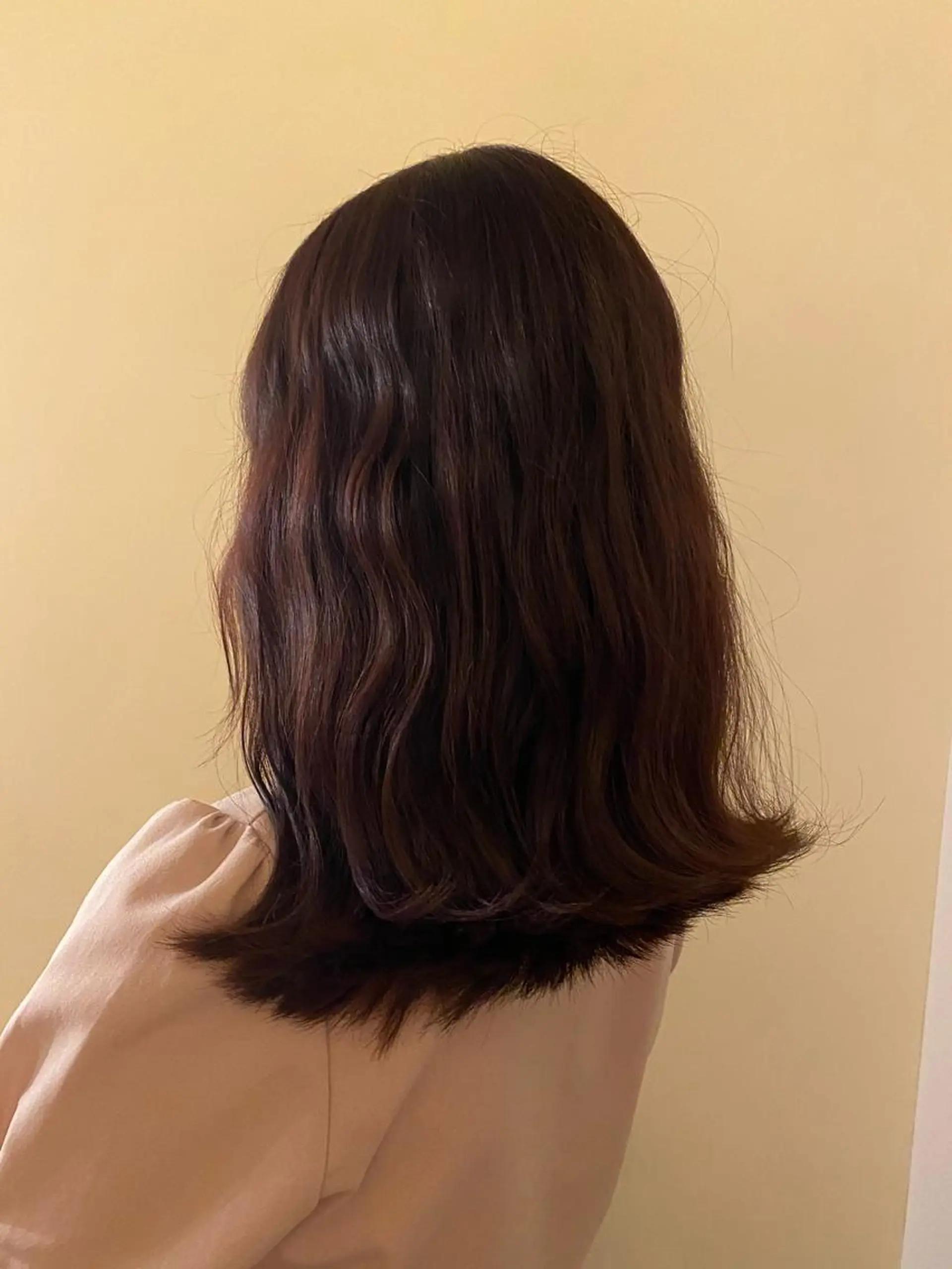 ミディアム カラー 長谷川 華奈子のヘアスタイル