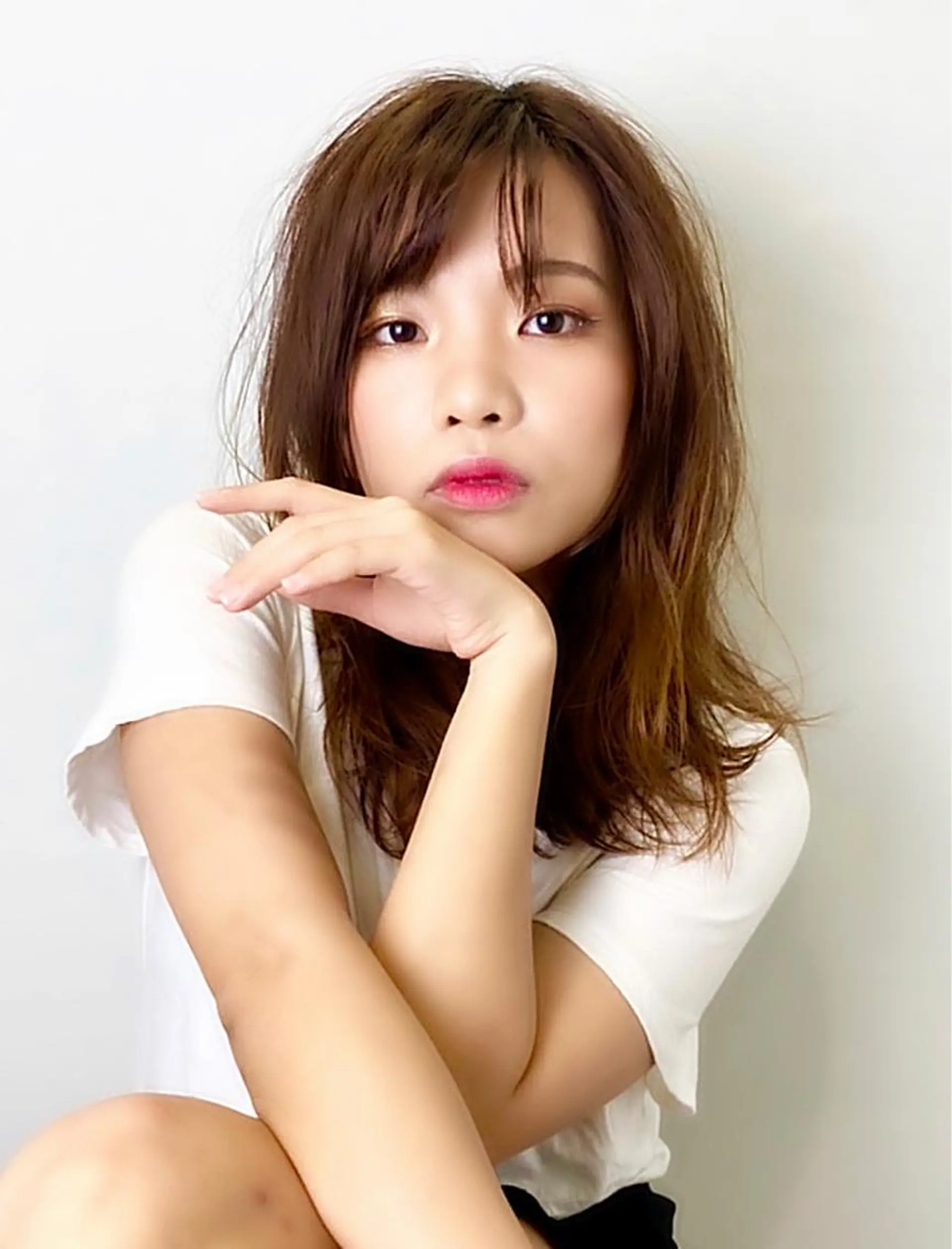 ミディアム カラー ヘアアレンジ レイヤーカット カット ヘアカラー トリートメント 秋葉 一郎のヘアスタイル