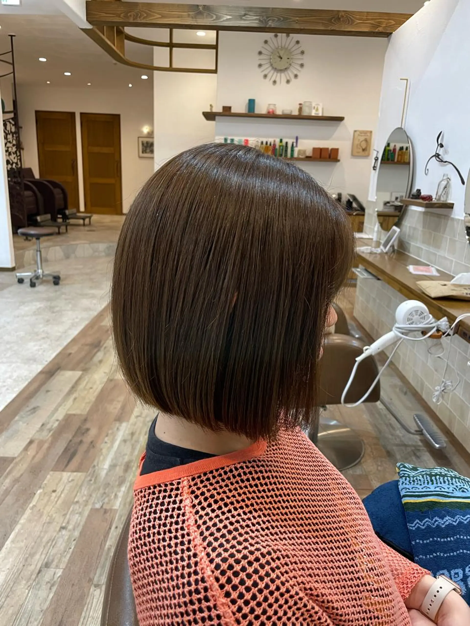 ショート カラー CRESCENDO 本杉春菜のヘアスタイル
